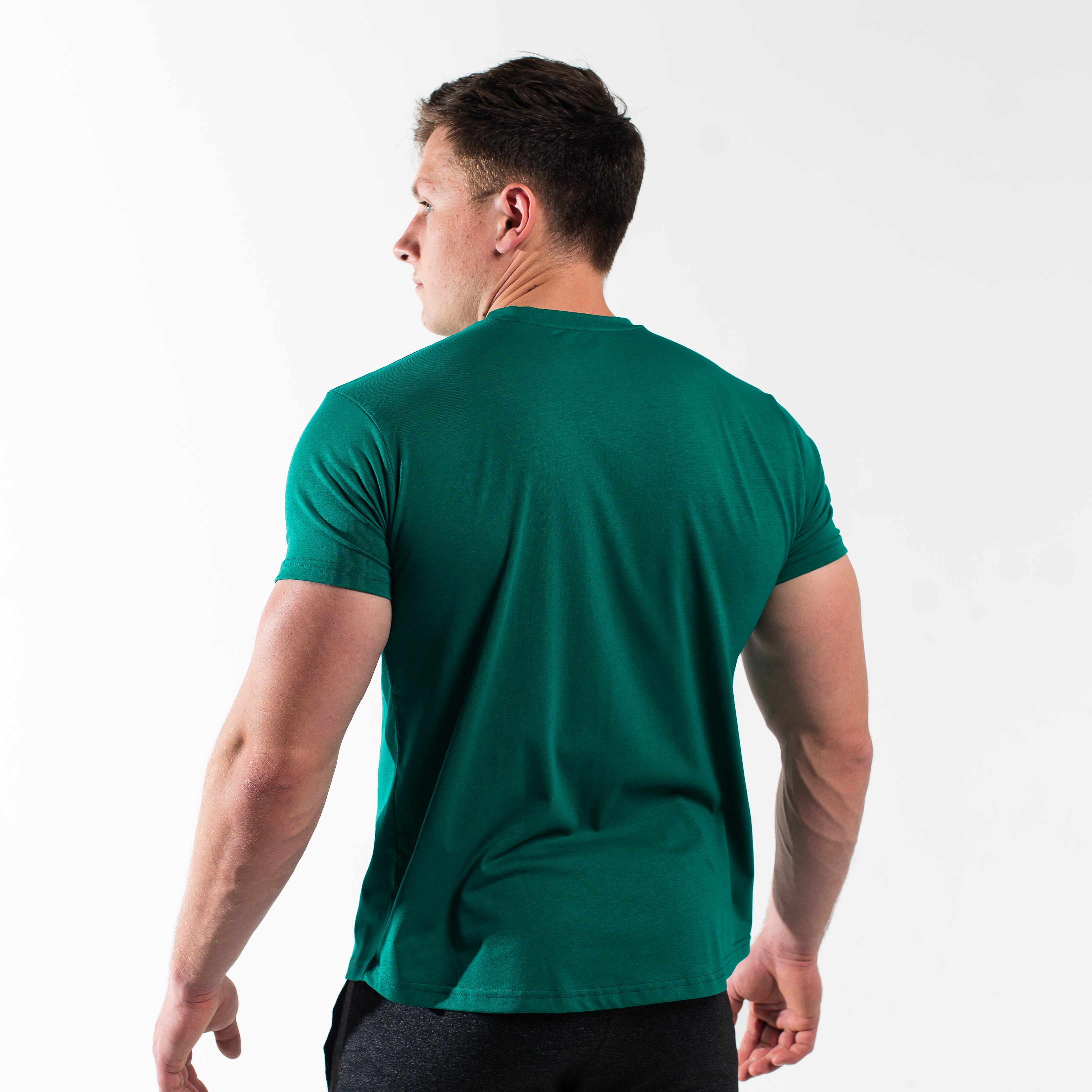 The Balance Collection combines comfort and aesthetics. The pieces in this collection are made with comfortable fabrics and minimal logos to create a simple, yet impactful look. All A7 Powerlifting Equipment shipping to UK, Norway, Switzerland and Iceland.