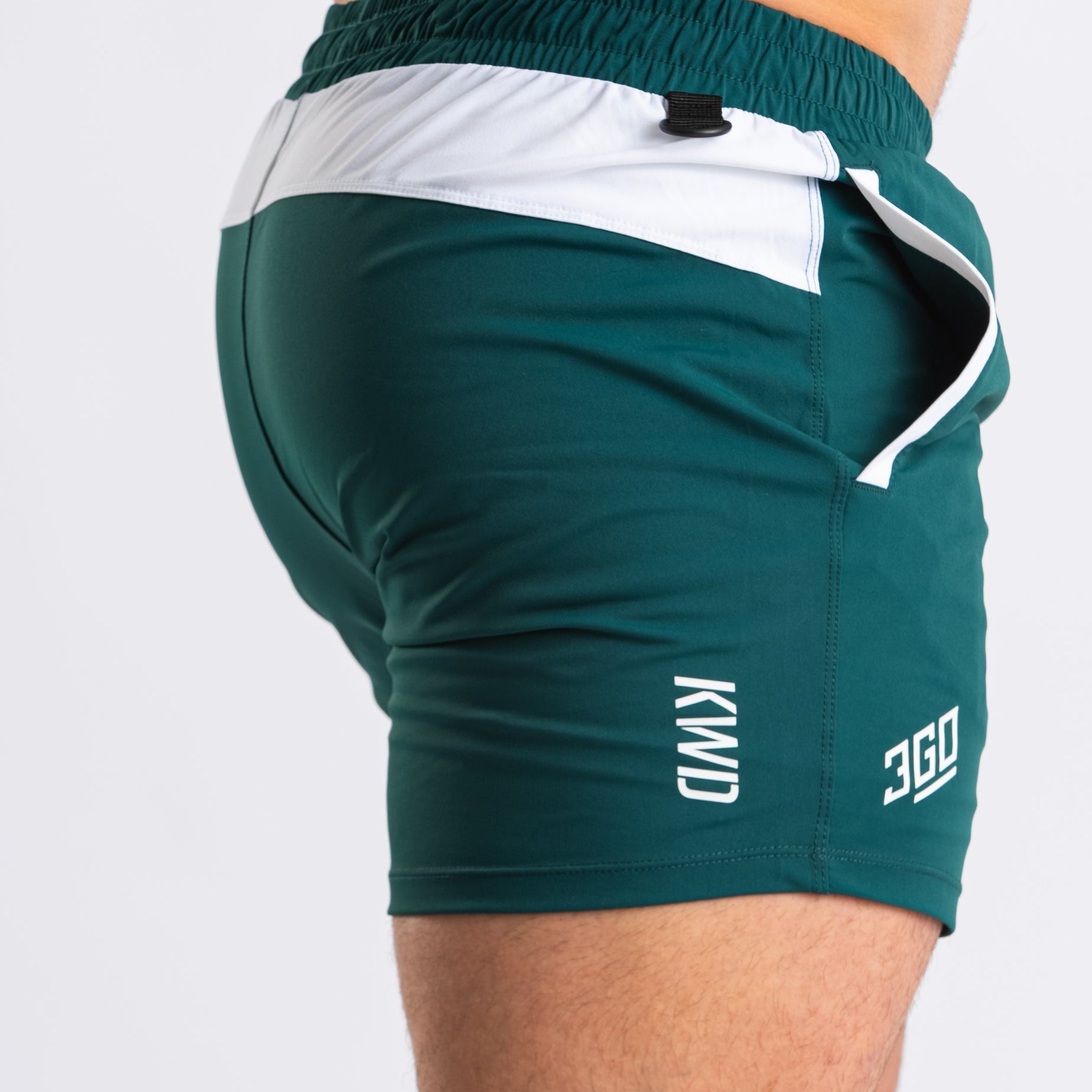 360GO was created to provide the flexibility for all movements in your training while offering comfort. These shorts offer 360 degrees of stretch in all angles and allow you to remain comfortable without limiting any movement in both training and life environments. Designed with a wide drawstring to easily adjust your waist without slipping. Purchase 360GO KWD Squat Shorts from A7 UK. All A7 Powerlifting Equipment shipping to UK, Norway, Switzerland and Iceland.