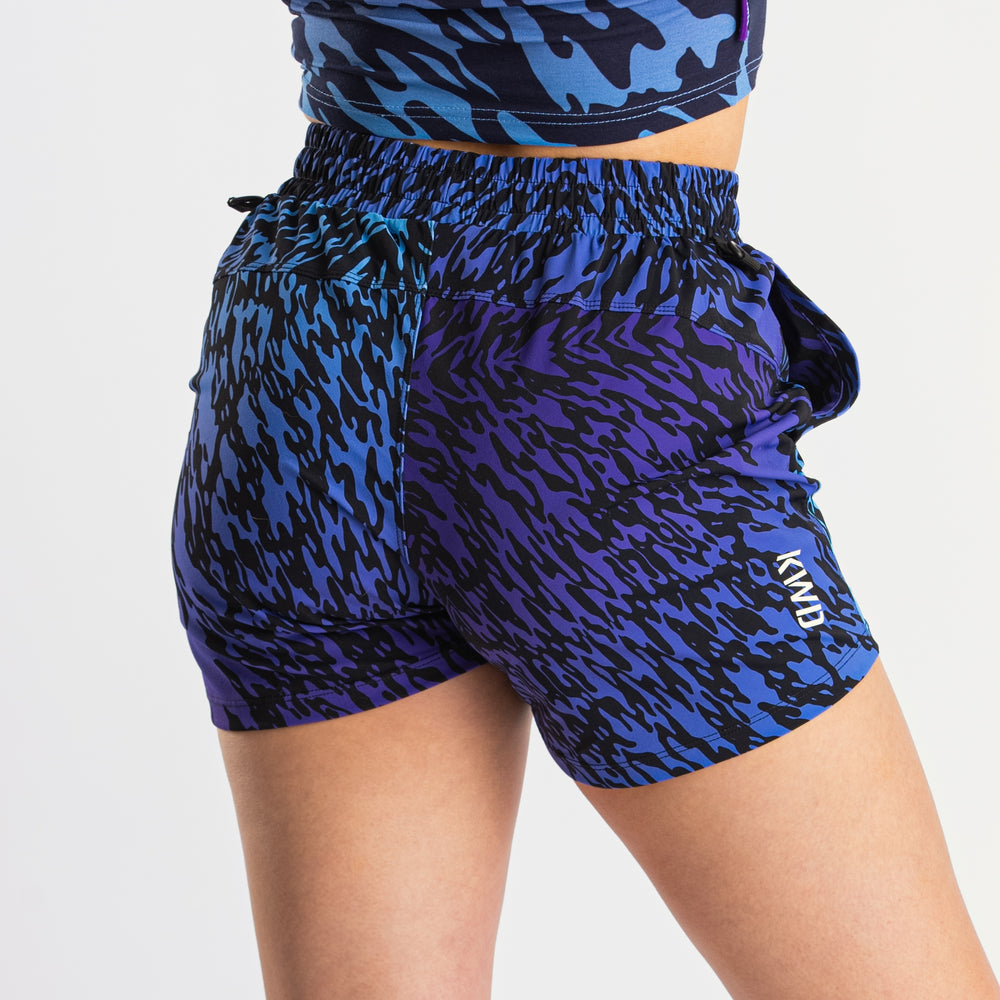 
                      
                        360GO was created to provide the flexibility for all movements in your training while offering comfort. These shorts offer 360 degrees of stretch in all angles and allow you to remain comfortable without limiting any movement in both training and life environments. Designed with a wide drawstring to easily adjust your waist without slipping. Purchase 360GO KWD Squat Shorts from A7 UK. All A7 Powerlifting Equipment shipping to UK, Norway, Switzerland and Iceland.
                      
                    