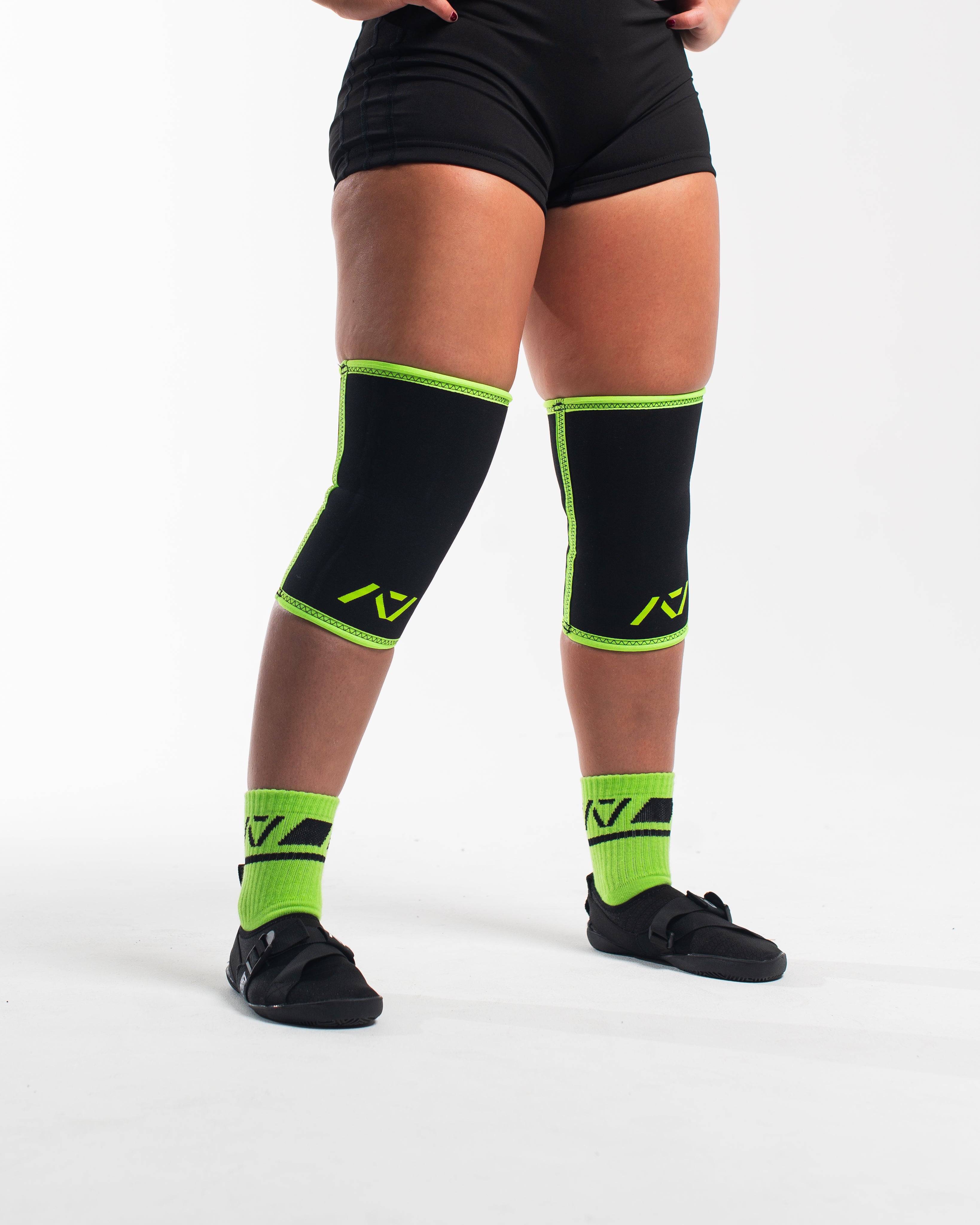 Hourglass Knee Sleeves - IPF Approved - Alien