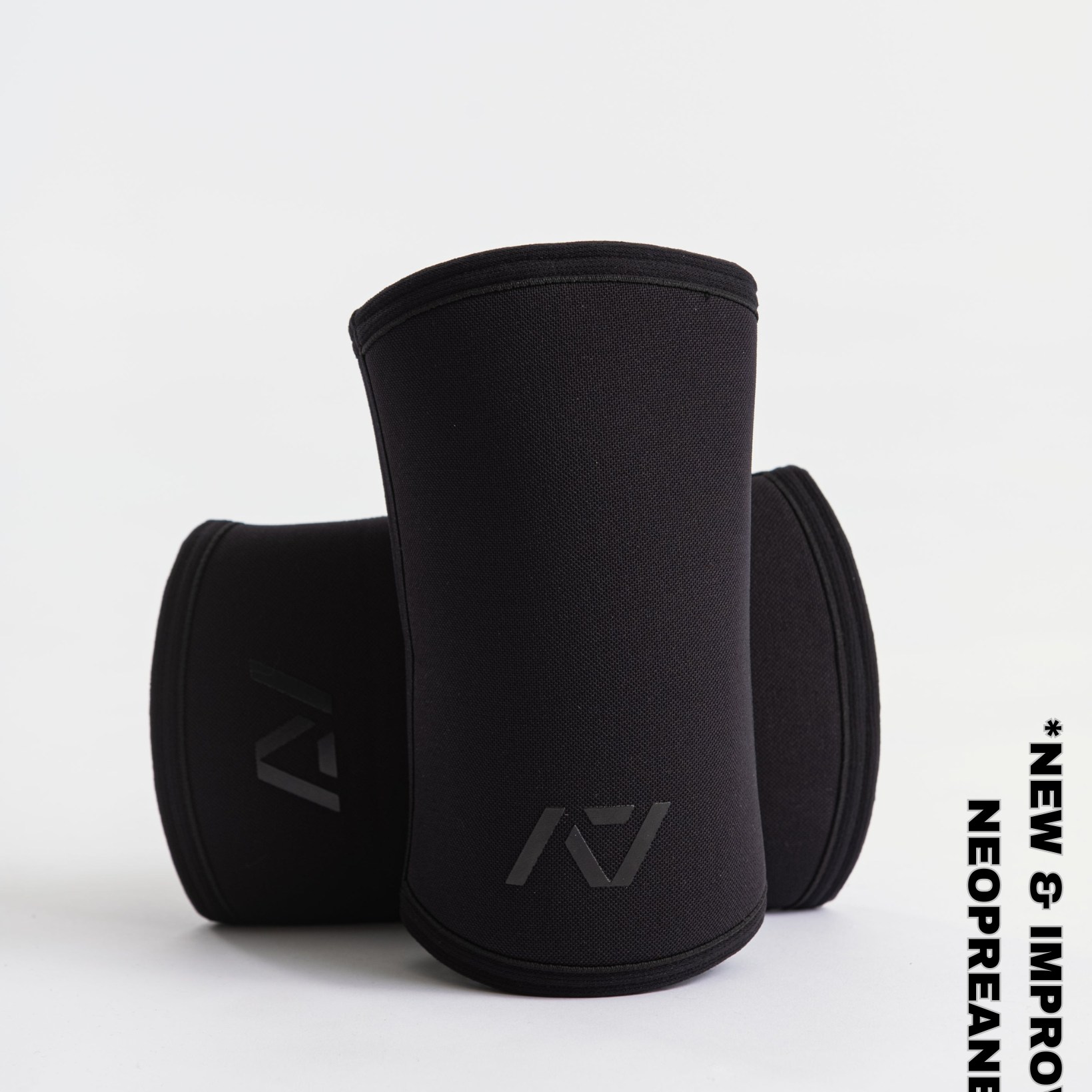 A7 Elbow Sleeves offer you even more support than before with the new and improved neoprene that we use in our Hourglass Knee Sleeves. These elbow sleeves provide support to the elbow joint, whilst allowing full range of motion. All A7 Powerlifting Equipment shipping to UK, Norway, Switzerland and Iceland.