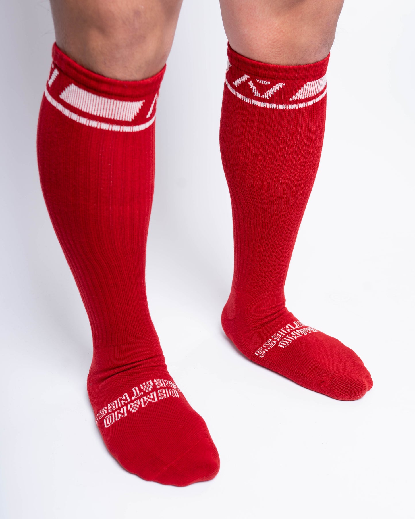 A7 Ivory Rose deadlift socks are designed specifically for pulls and keep your shins protected from scrapes. A7 deadlift socks are a perfect pair to wear in training or powerlifting competition. The A7 IPF Approved Kit includes Powerlifting Singlet, A7 Meet Shirt, A7 Zebra Wrist Wraps, A7 Deadlift Socks, Hourglass Knee Sleeves (Stiff Knee Sleeves and Rigor Mortis Knee Sleeves). All A7 Powerlifting Equipment shipping to UK, Norway, Switzerland and Iceland.