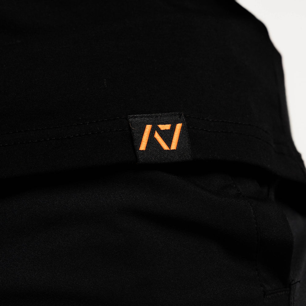 
                      
                        Whether pressing, pulling, squatting or any other variational movement the knurling is always there. The silicone bar grip helps with slippery commercial benches and bars and anchors the barbell to your back. All A7 Powerlifting Equipment shipping to UK, Norway, Switzerland and Iceland.
                      
                    