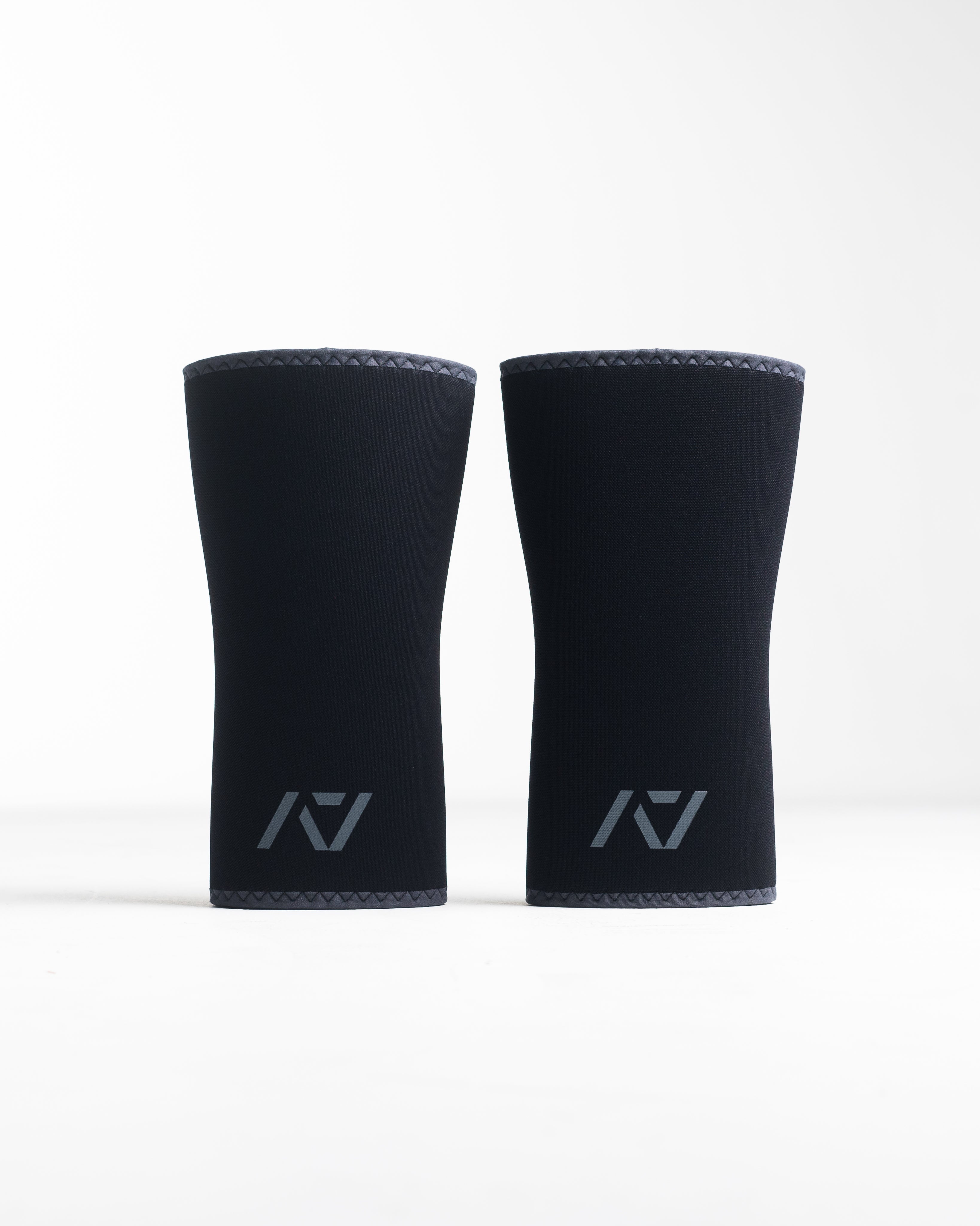 A7 IPF Approved Hourglass Knee Sleeves feature an hourglass-shaped centre taper fit to help provide knee compression while maintaining proper tightness around the calf and quad, offered in three stiffnesses (Flexi, Stiff and Rigor Mortis). Shop the full A7 Powerlifting IPF Approved Equipment collection. The IPF Approved Kit includes Powerlifting Singlet, A7 Meet Shirt, A7 Zebra Wrist Wraps and A7 Deadlift Socks. All A7 Powerlifting Equipment shipping to UK, Norway, Switzerland and Iceland. 