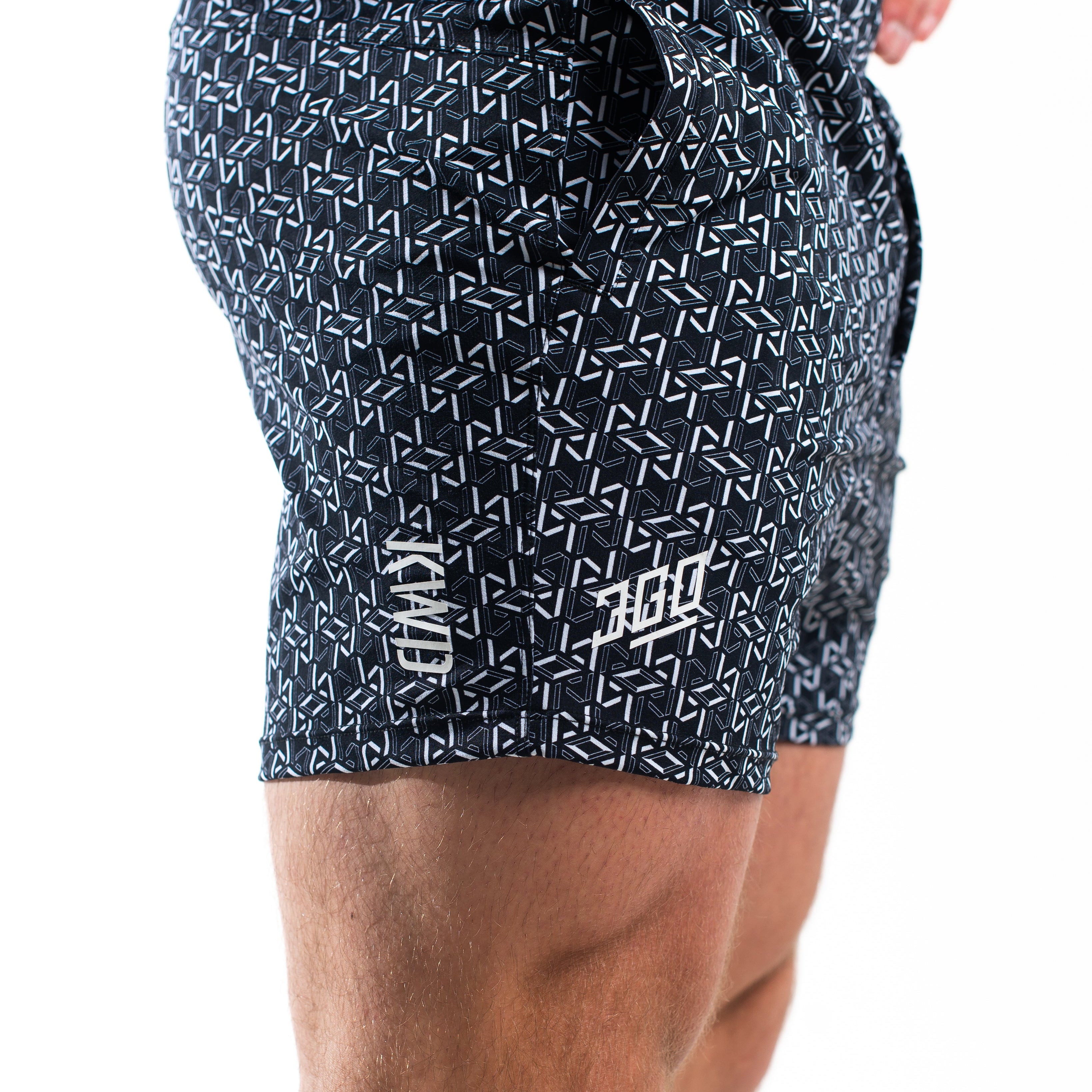 360GO was created to provide the flexibility for all movements in your training while offering comfort. These shorts offer 360 degrees of stretch in all angles and allow you to remain comfortable without limiting any movement in both training and life environments. Designed with a wide drawstring to easily adjust your waist without slipping. Purchase 360GO KWD Squat Shorts from A7 UK. All A7 Powerlifting Equipment shipping to UK, Norway, Switzerland and Iceland.