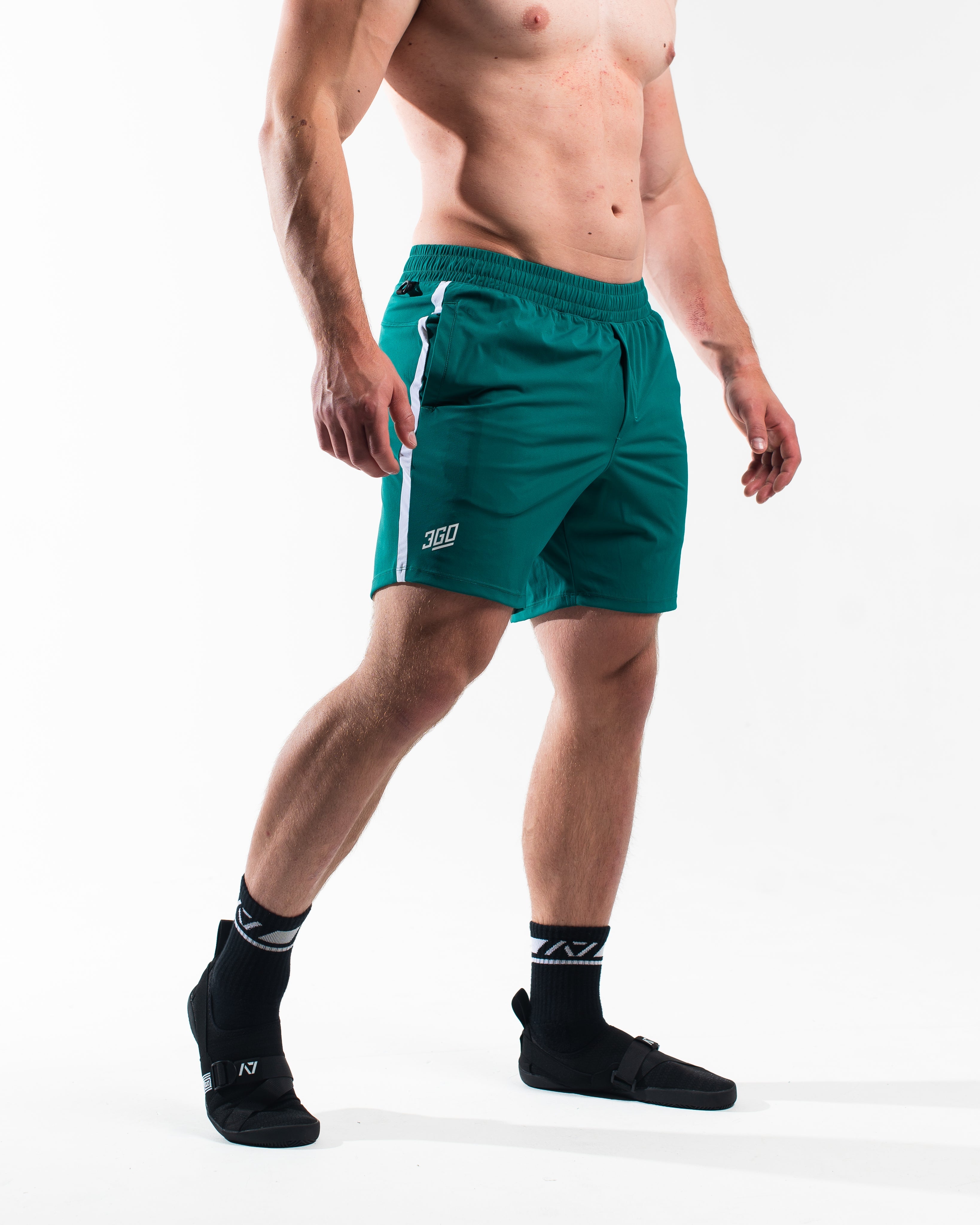 360GO was created to provide the flexibility for all movements in your training while offering comfort. These shorts offer 360 degrees of stretch in all angles and allow you to remain comfortable without limiting any movement in both training and life environments. Designed with a wide drawstring to easily adjust your waist without slipping. Purchase 360GO KWD Squat Shorts from A7 UK. All A7 Powerlifting Equipment shipping to UK, Norway, Switzerland and Iceland.