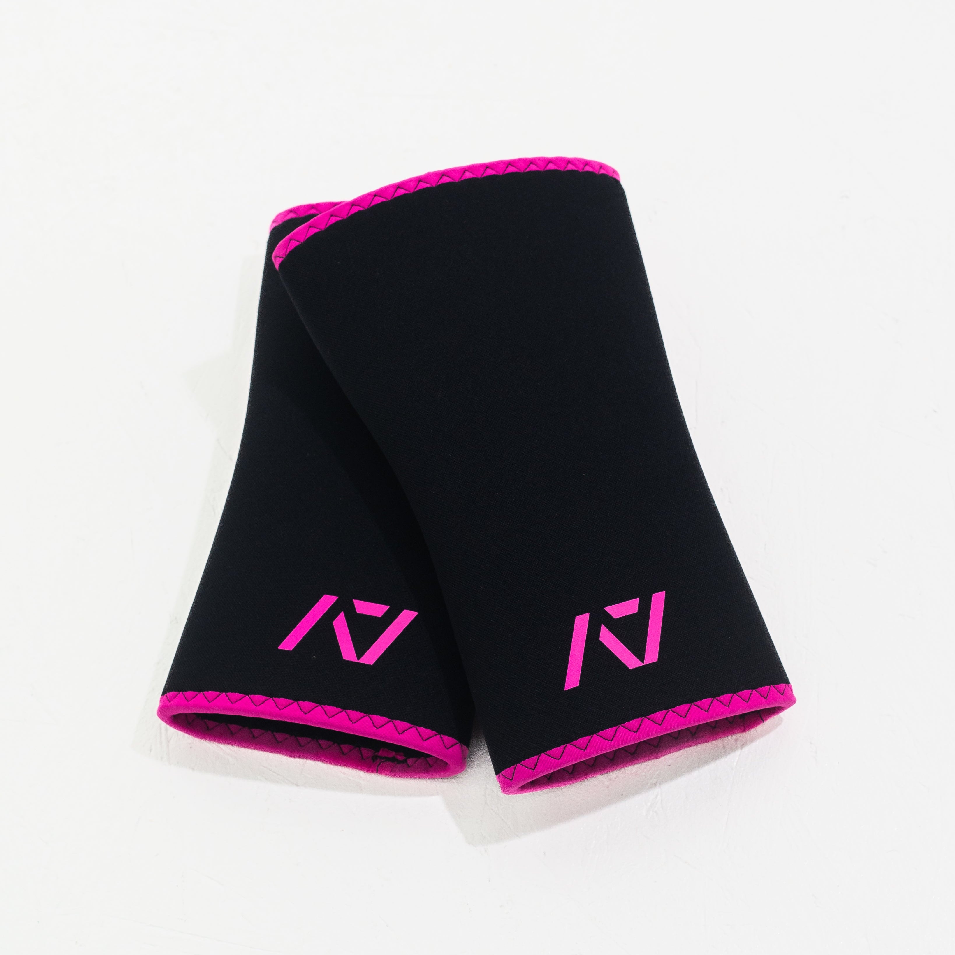 A7 IPF Approved Hourglass Knee Sleeves feature an hourglass-shaped centre taper fit to help provide knee compression while maintaining proper tightness around the calf and quad, offered in three stiffnesses (Flexi, Stiff and Rigor Mortis). Shop the full A7 Powerlifting IPF Approved Equipment collection. The IPF Approved Kit includes Powerlifting Singlet, A7 Meet Shirt, A7 Zebra Wrist Wraps and A7 Deadlift Socks. All A7 Powerlifting Equipment shipping to UK, Norway, Switzerland and Iceland. 