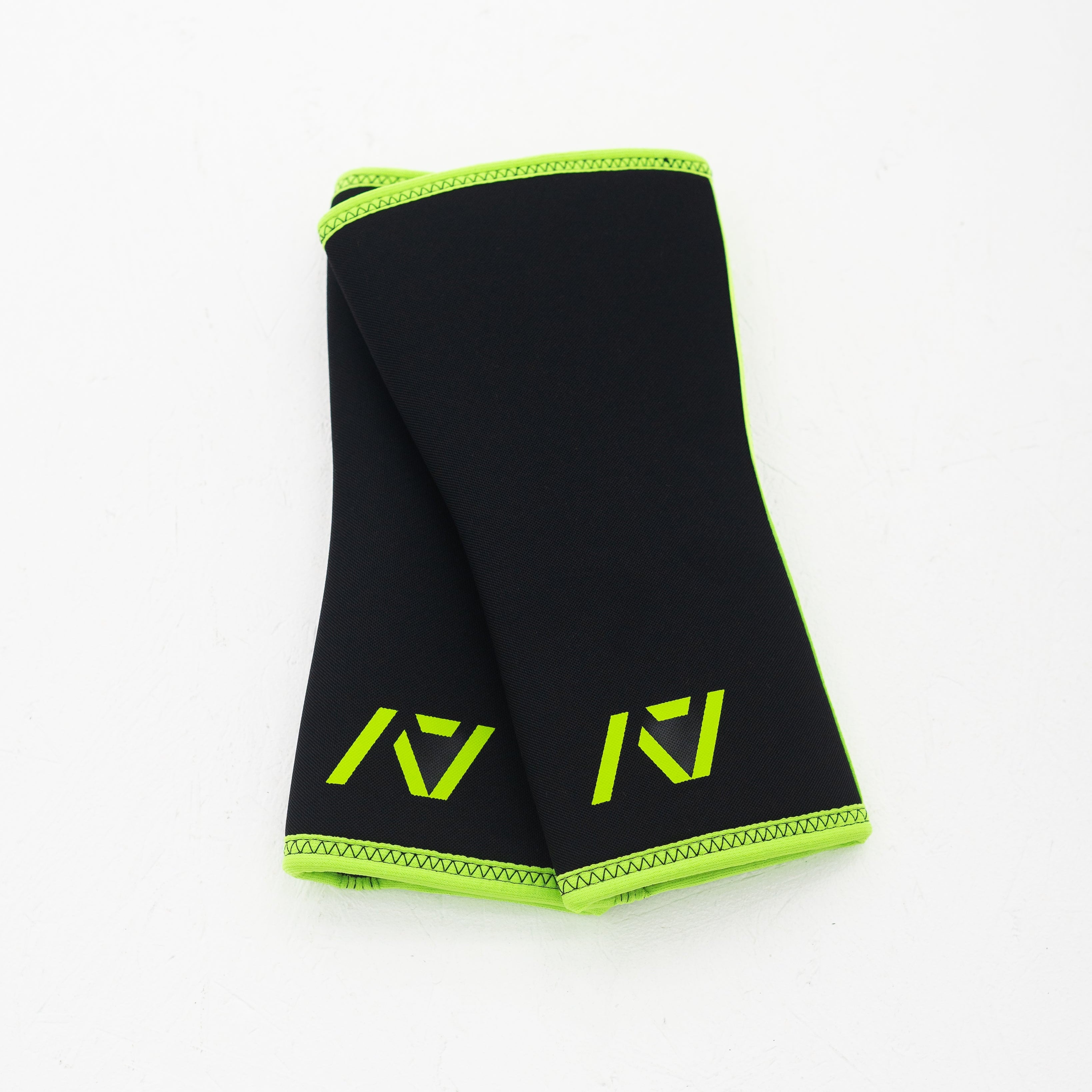 A7 IPF Approved Hourglass Knee Sleeves feature an hourglass-shaped centre taper fit to help provide knee compression while maintaining proper tightness around the calf and quad, offered in three stiffnesses (Flexi, Stiff and Rigor Mortis). Shop the full A7 Powerlifting IPF Approved Equipment collection. The IPF Approved Kit includes Powerlifting Singlet, A7 Meet Shirt, A7 Zebra Wrist Wraps and A7 Deadlift Socks. All A7 Powerlifting Equipment shipping to UK, Norway, Switzerland and Iceland. 