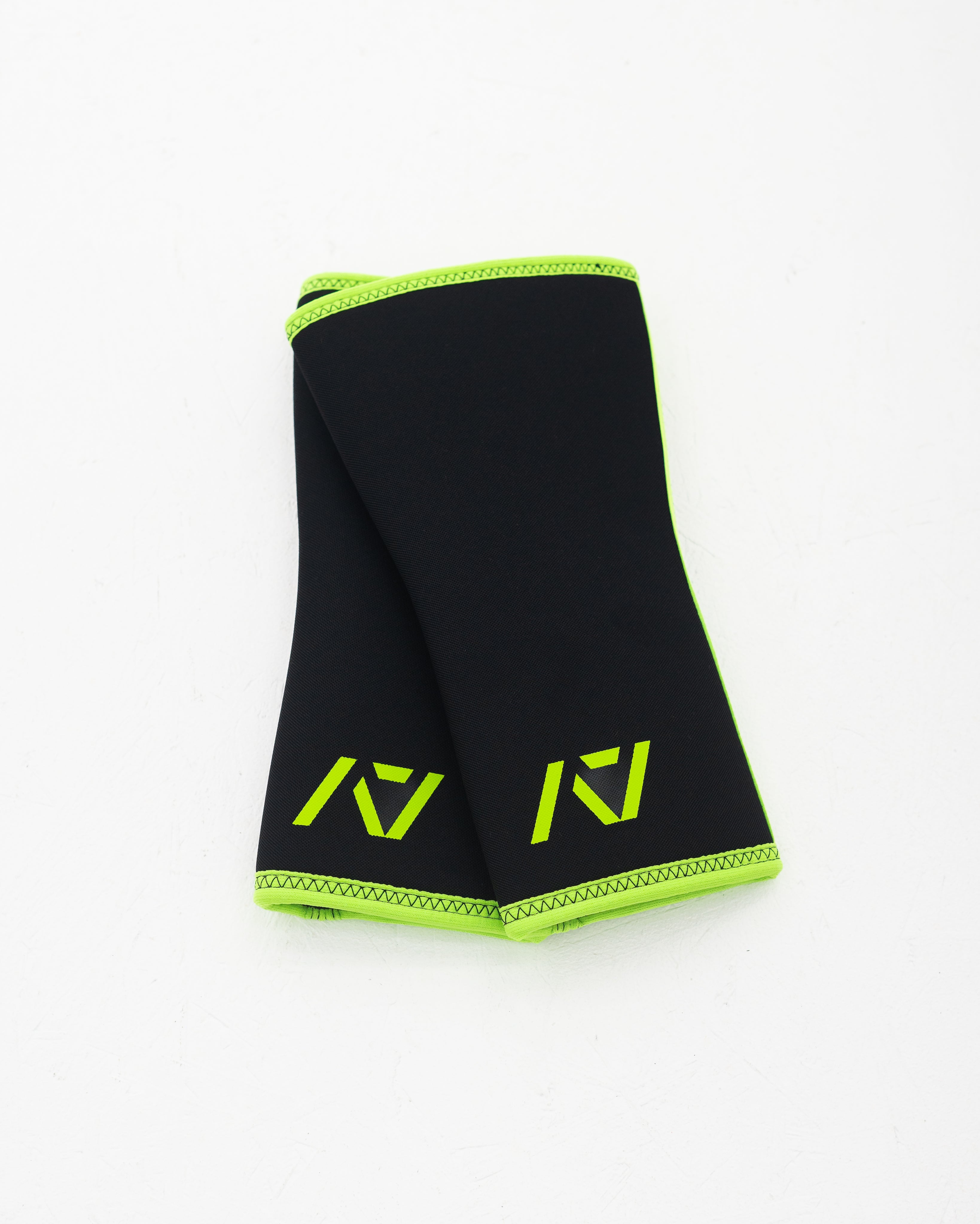 A7 IPF Approved Hourglass Knee Sleeves feature an hourglass-shaped centre taper fit to help provide knee compression while maintaining proper tightness around the calf and quad, offered in three stiffnesses (Flexi, Stiff and Rigor Mortis). Shop the full A7 Powerlifting IPF Approved Equipment collection. The IPF Approved Kit includes Powerlifting Singlet, A7 Meet Shirt, A7 Zebra Wrist Wraps and A7 Deadlift Socks. All A7 Powerlifting Equipment shipping to UK, Norway, Switzerland and Iceland. 