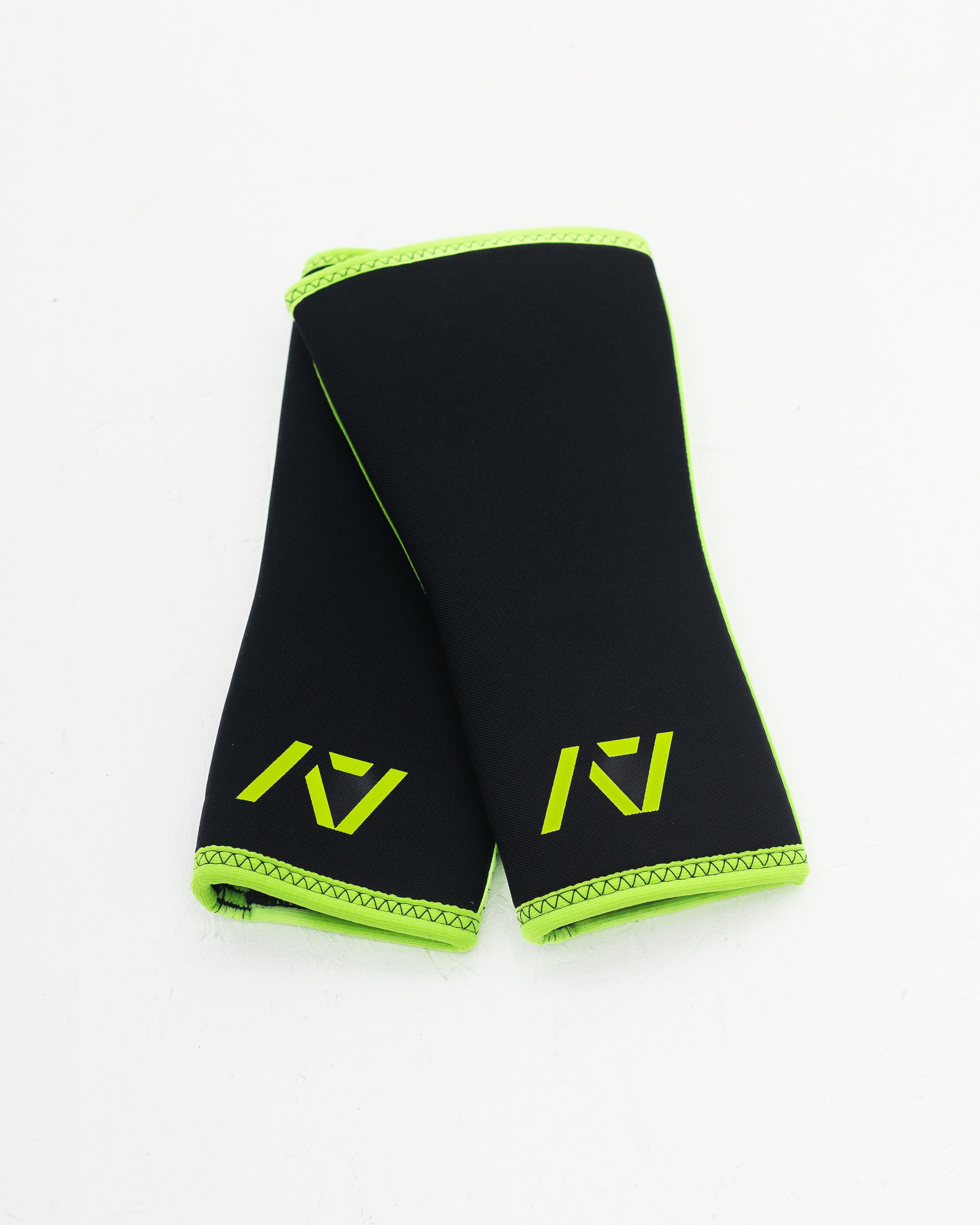 A7 IPF Approved Hourglass Knee Sleeves feature an hourglass-shaped centre taper fit to help provide knee compression while maintaining proper tightness around the calf and quad, offered in three stiffnesses (Flexi, Stiff and Rigor Mortis). Shop the full A7 Powerlifting IPF Approved Equipment collection. The IPF Approved Kit includes Powerlifting Singlet, A7 Meet Shirt, A7 Zebra Wrist Wraps and A7 Deadlift Socks. All A7 Powerlifting Equipment shipping to UK, Norway, Switzerland and Iceland. 