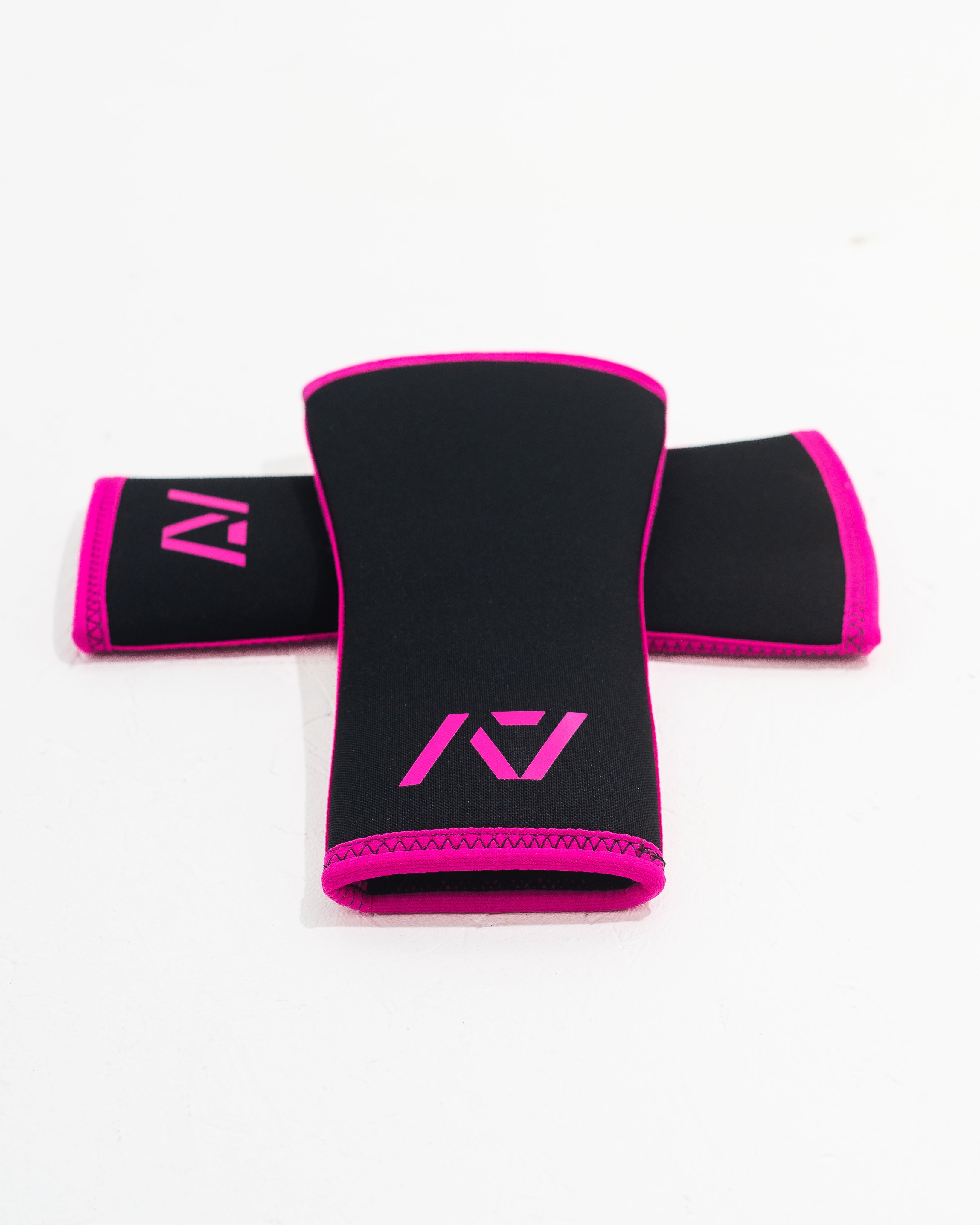 A7 IPF Approved Hourglass Knee Sleeves feature an hourglass-shaped centre taper fit to help provide knee compression while maintaining proper tightness around the calf and quad, offered in three stiffnesses (Flexi, Stiff and Rigor Mortis). Shop the full A7 Powerlifting IPF Approved Equipment collection. The IPF Approved Kit includes Powerlifting Singlet, A7 Meet Shirt, A7 Zebra Wrist Wraps and A7 Deadlift Socks. All A7 Powerlifting Equipment shipping to UK, Norway, Switzerland and Iceland. 