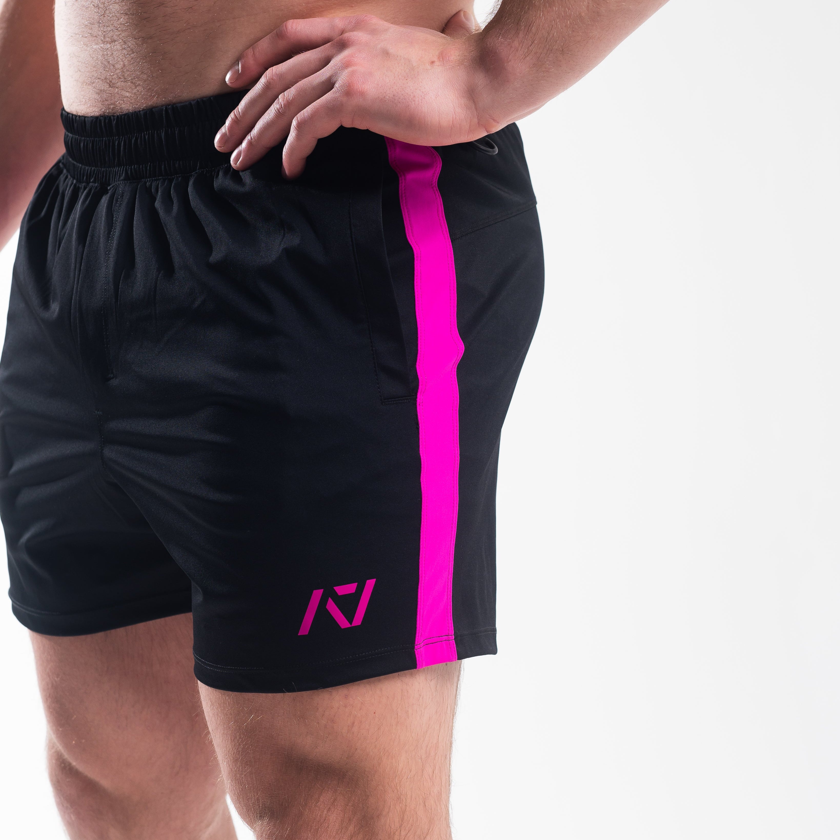 360GO was created to provide the flexibility for all movements in your training while offering comfort. These shorts offer 360 degrees of stretch in all angles and allow you to remain comfortable without limiting any movement in both training and life environments. Designed with a wide drawstring to easily adjust your waist without slipping. Purchase 360GO KWD Squat Shorts from A7 UK. All A7 Powerlifting Equipment shipping to UK, Norway, Switzerland and Iceland.