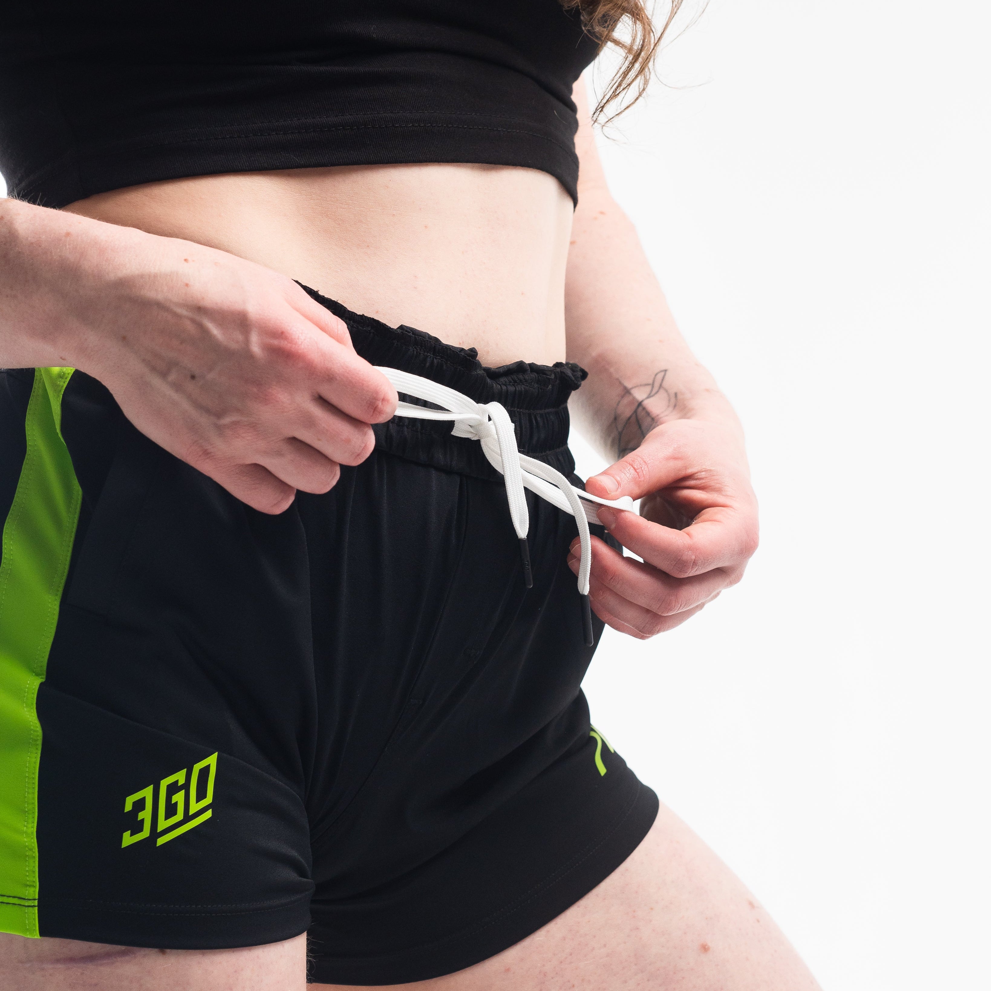 360GO was created to provide the flexibility for all movements in your training while offering comfort. These shorts offer 360 degrees of stretch in all angles and allow you to remain comfortable without limiting any movement in both training and life environments. Designed with a wide drawstring to easily adjust your waist without slipping. Purchase 360GO KWD Squat Shorts from A7 UK. All A7 Powerlifting Equipment shipping to UK, Norway, Switzerland and Iceland.