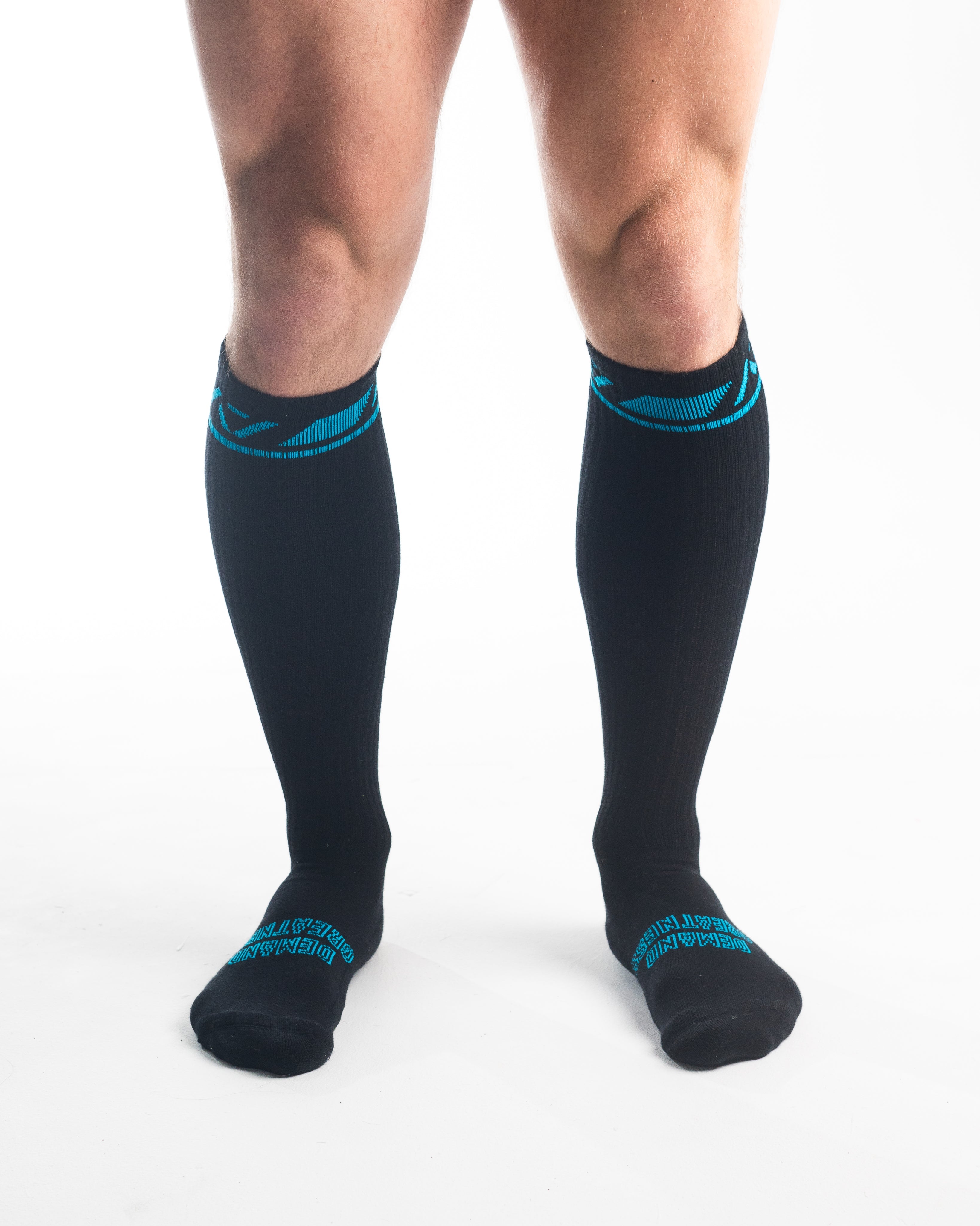 A7 Azul Deadlift socks are designed specifically for pulls and keep your shins protected from scrapes. A7 deadlift socks are a perfect pair to wear in training or powerlifting competition. The IPF Approved Kit includes Powerlifting Singlet, A7 Meet Shirt, A7 Zebra Wrist Wraps, A7 Deadlift Socks, Hourglass Knee Sleeves (Stiff Knee Sleeves and Rigor Mortis Knee Sleeves). All A7 Powerlifting Equipment shipping to UK, Norway, Switzerland and Iceland.