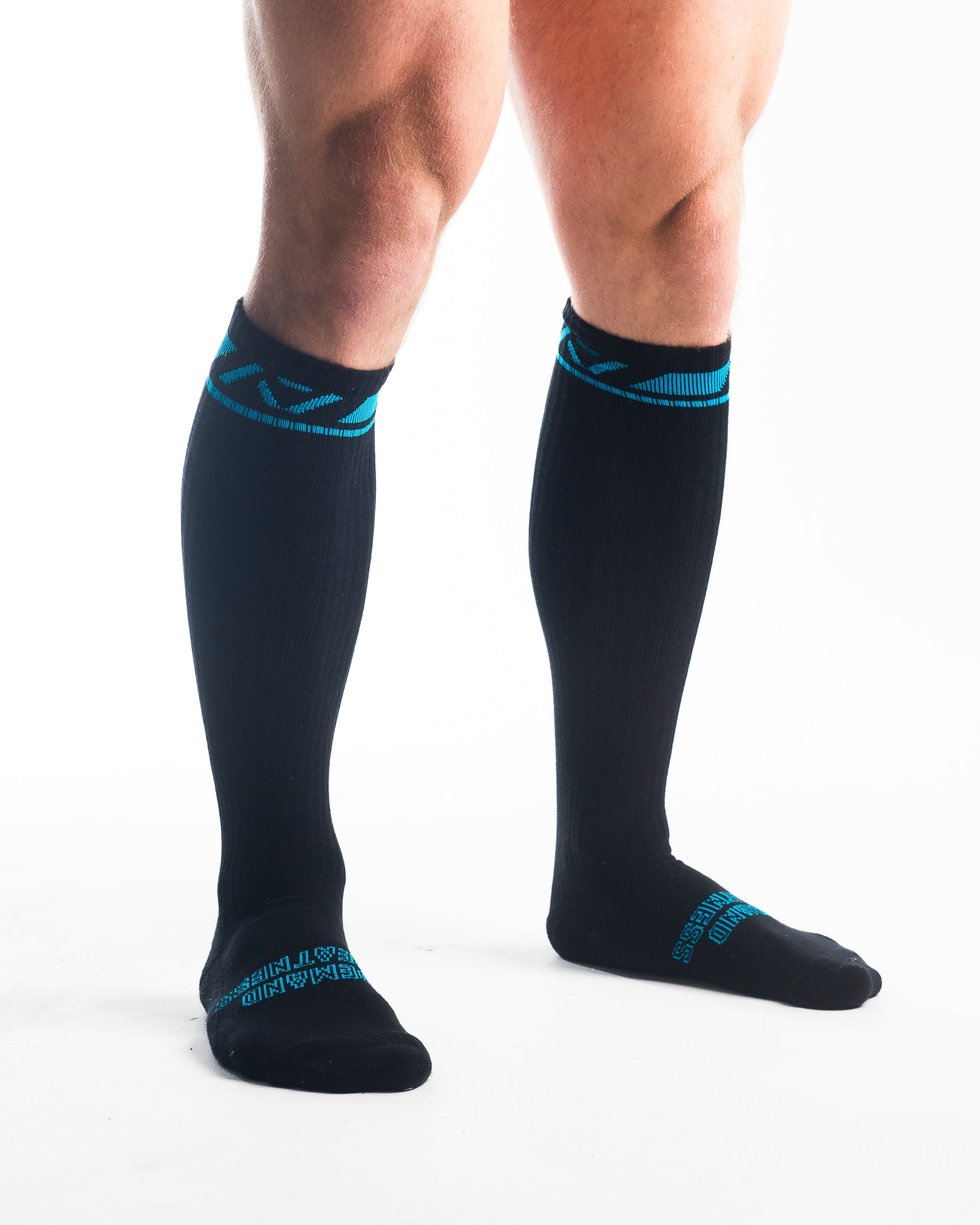 A7 Azul Deadlift socks are designed specifically for pulls and keep your shins protected from scrapes. A7 deadlift socks are a perfect pair to wear in training or powerlifting competition. The IPF Approved Kit includes Powerlifting Singlet, A7 Meet Shirt, A7 Zebra Wrist Wraps, A7 Deadlift Socks, Hourglass Knee Sleeves (Stiff Knee Sleeves and Rigor Mortis Knee Sleeves). All A7 Powerlifting Equipment shipping to UK, Norway, Switzerland and Iceland.