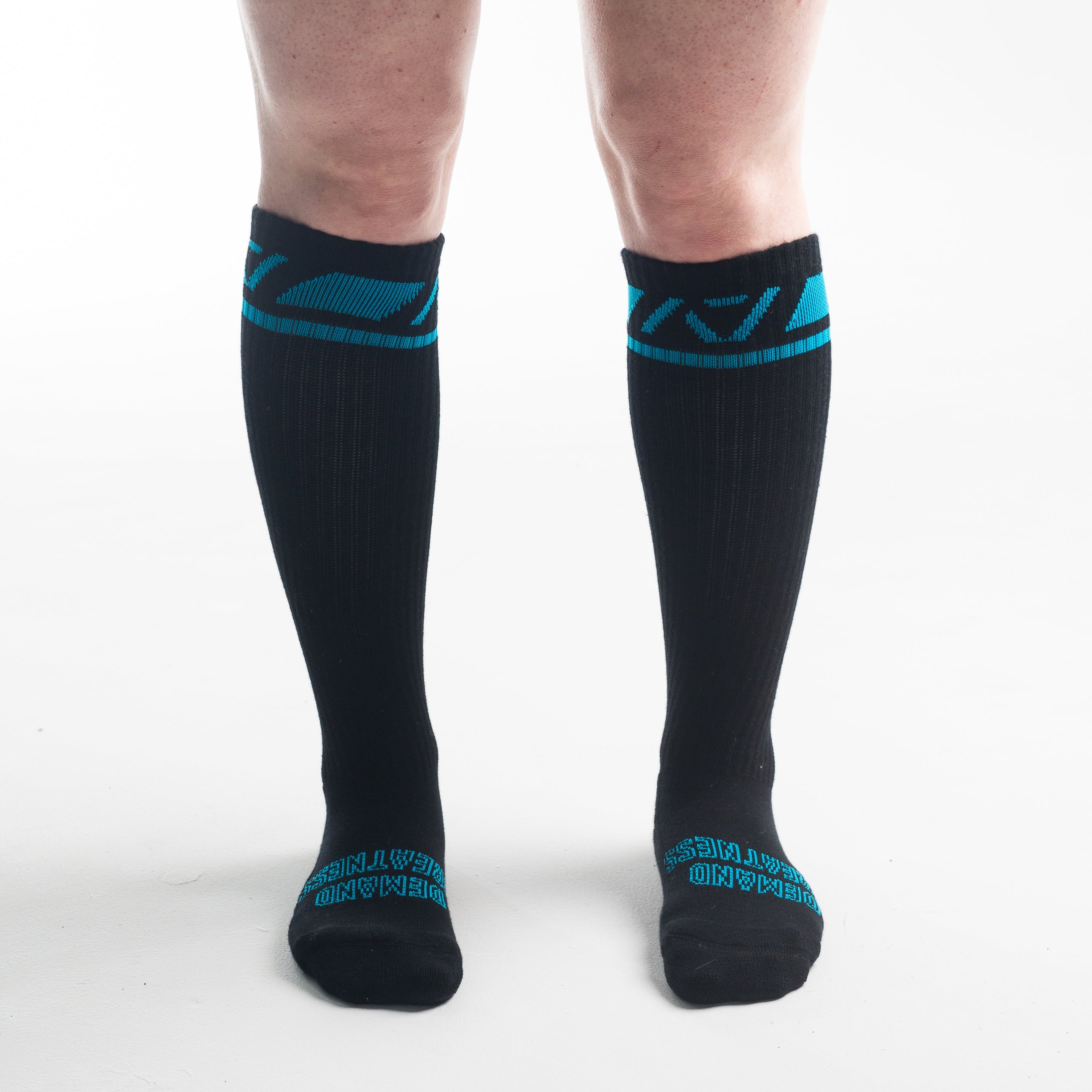 A7 Azul Deadlift socks are designed specifically for pulls and keep your shins protected from scrapes. A7 deadlift socks are a perfect pair to wear in training or powerlifting competition. The IPF Approved Kit includes Powerlifting Singlet, A7 Meet Shirt, A7 Zebra Wrist Wraps, A7 Deadlift Socks, Hourglass Knee Sleeves (Stiff Knee Sleeves and Rigor Mortis Knee Sleeves). All A7 Powerlifting Equipment shipping to UK, Norway, Switzerland and Iceland.