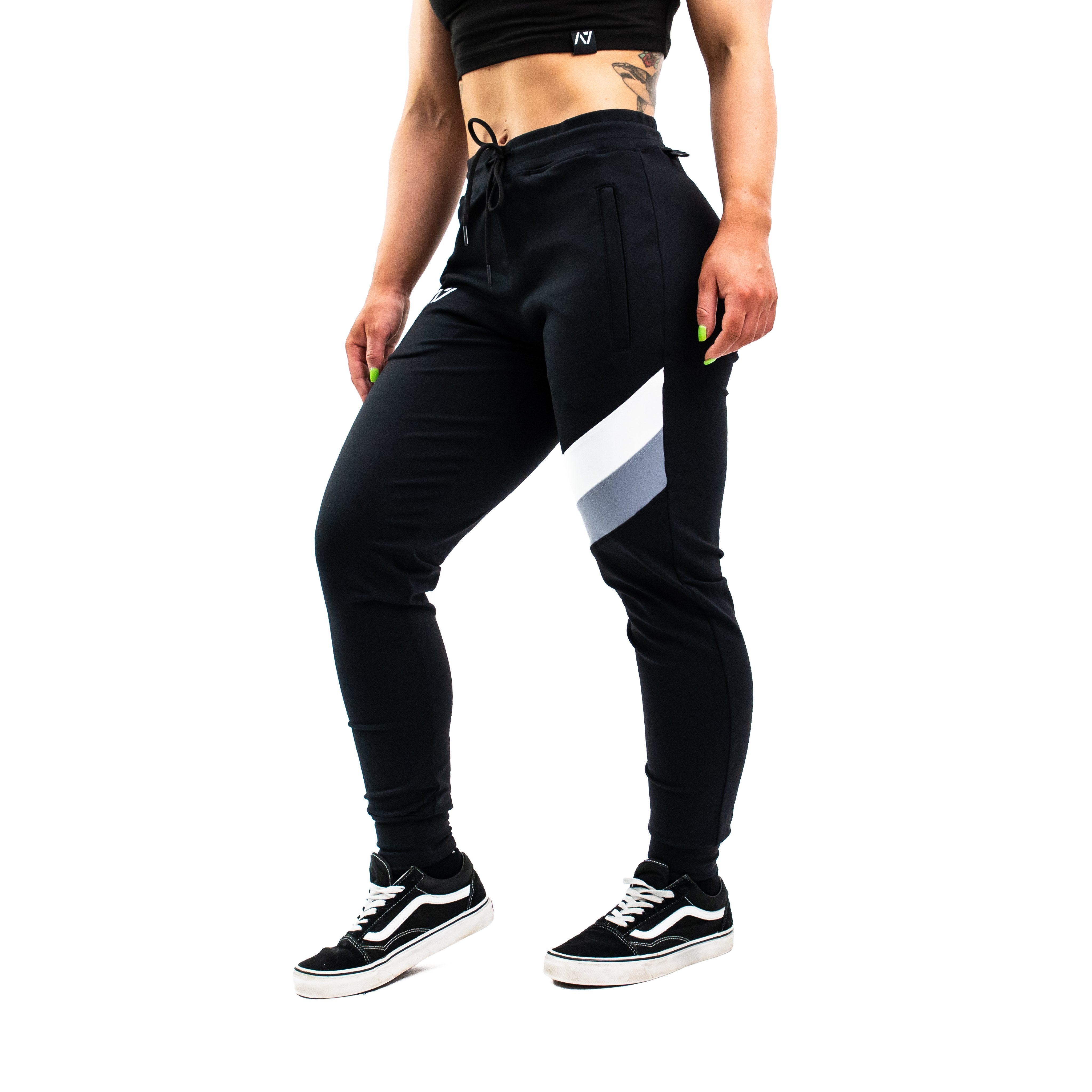 Defy Joggers have likely become a staple in your wardrobe. With our newest Monochrome design colourway we set out to provide a unique yet simple monochrome colour combo to match with all the stealth, gray, white and even more poppy colours of your current collection or many of the pieces we have available.