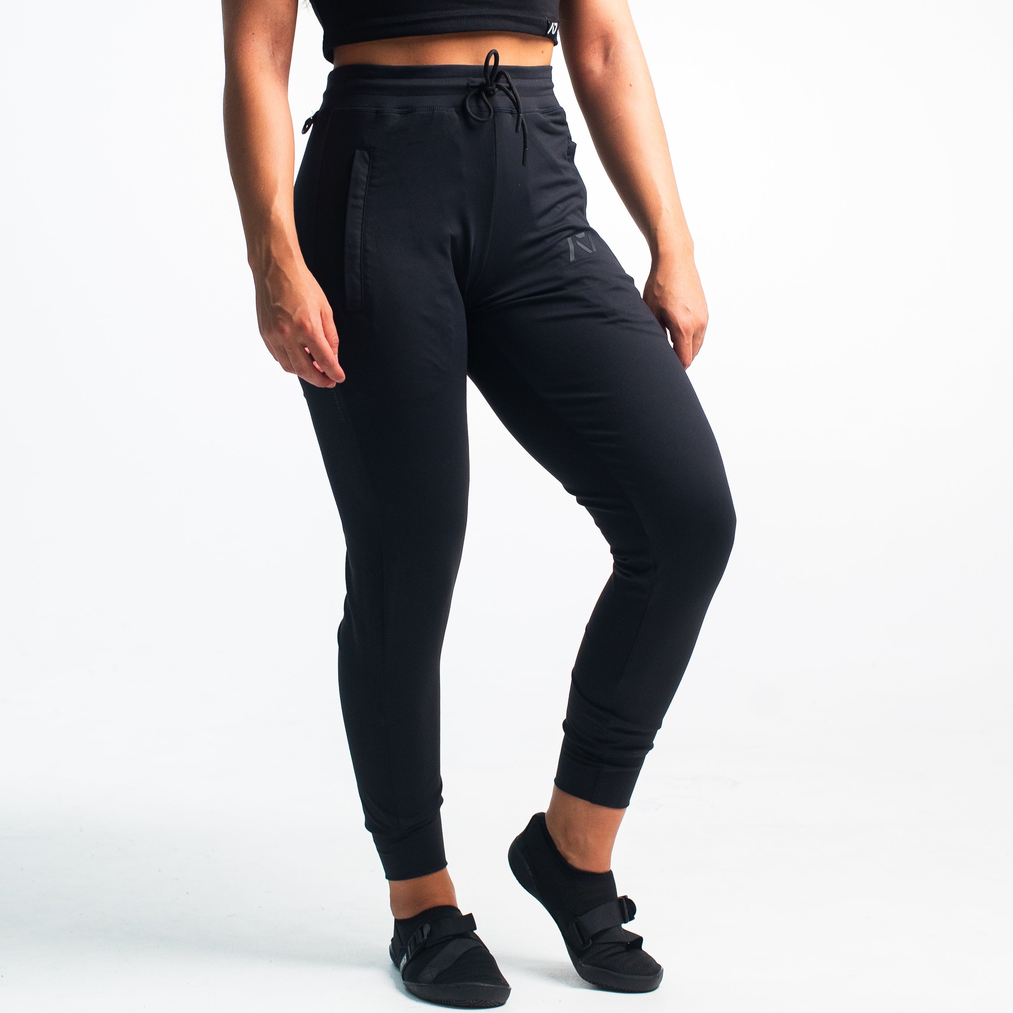 Defy joggers are just as comfortable in the gym as they are going out. These are made with premium moisture-wicking 4-way-stretch material for greater range of motion. These are a great fit for both men and women and offer deep zippered pockets and tapered leg design. Purchase Stealth Defy Joggers from A7 UK shipping to UK or A7 Europe shipping to EU.