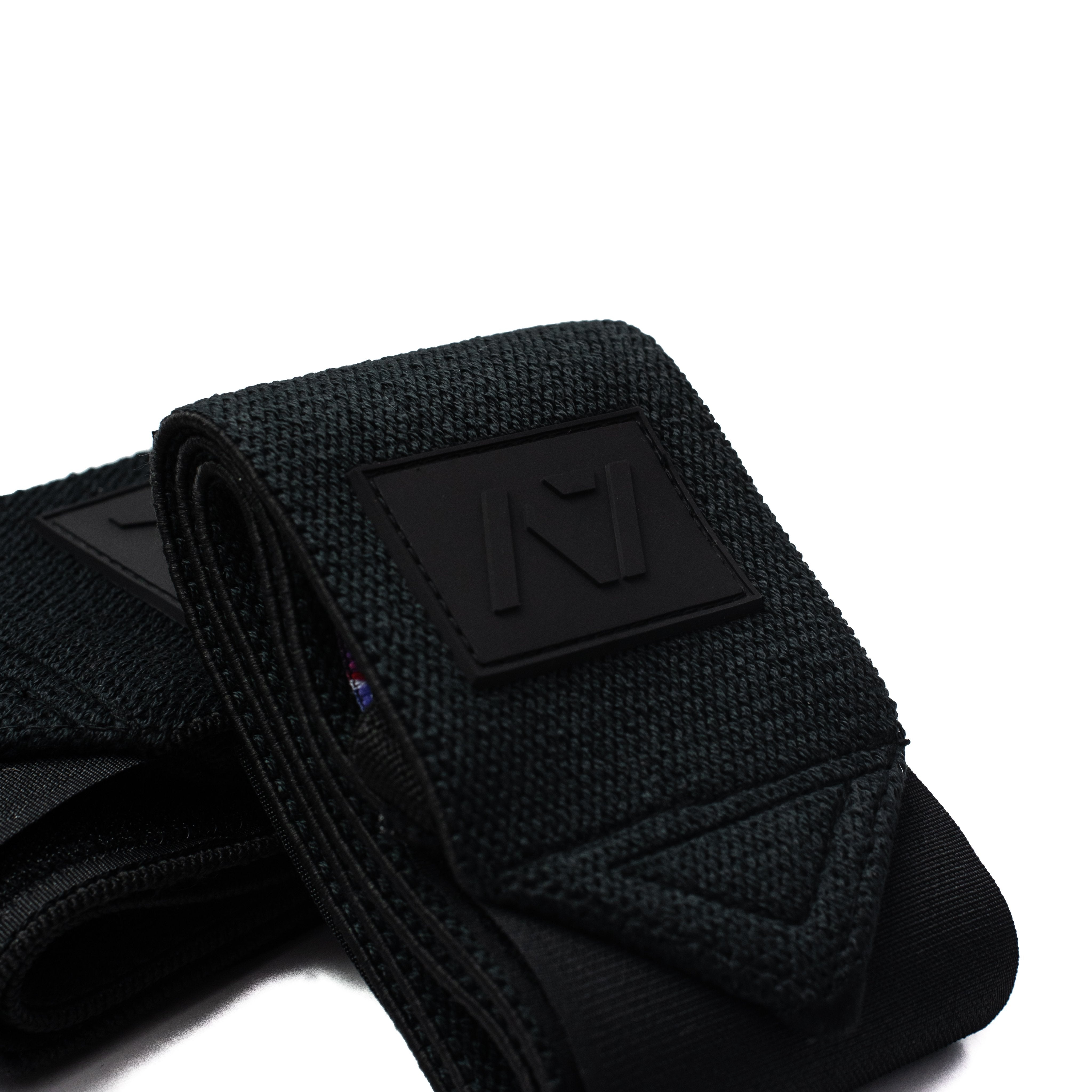 This Stealth colourway was created to mute out the logos and keep contrast at a minimum. A colourway that lets your performance and dedication remain the focus while still providing the level of quality, support and comfort you demand from your products. These wrist wraps are a perfect addition to your IPF approved kit.