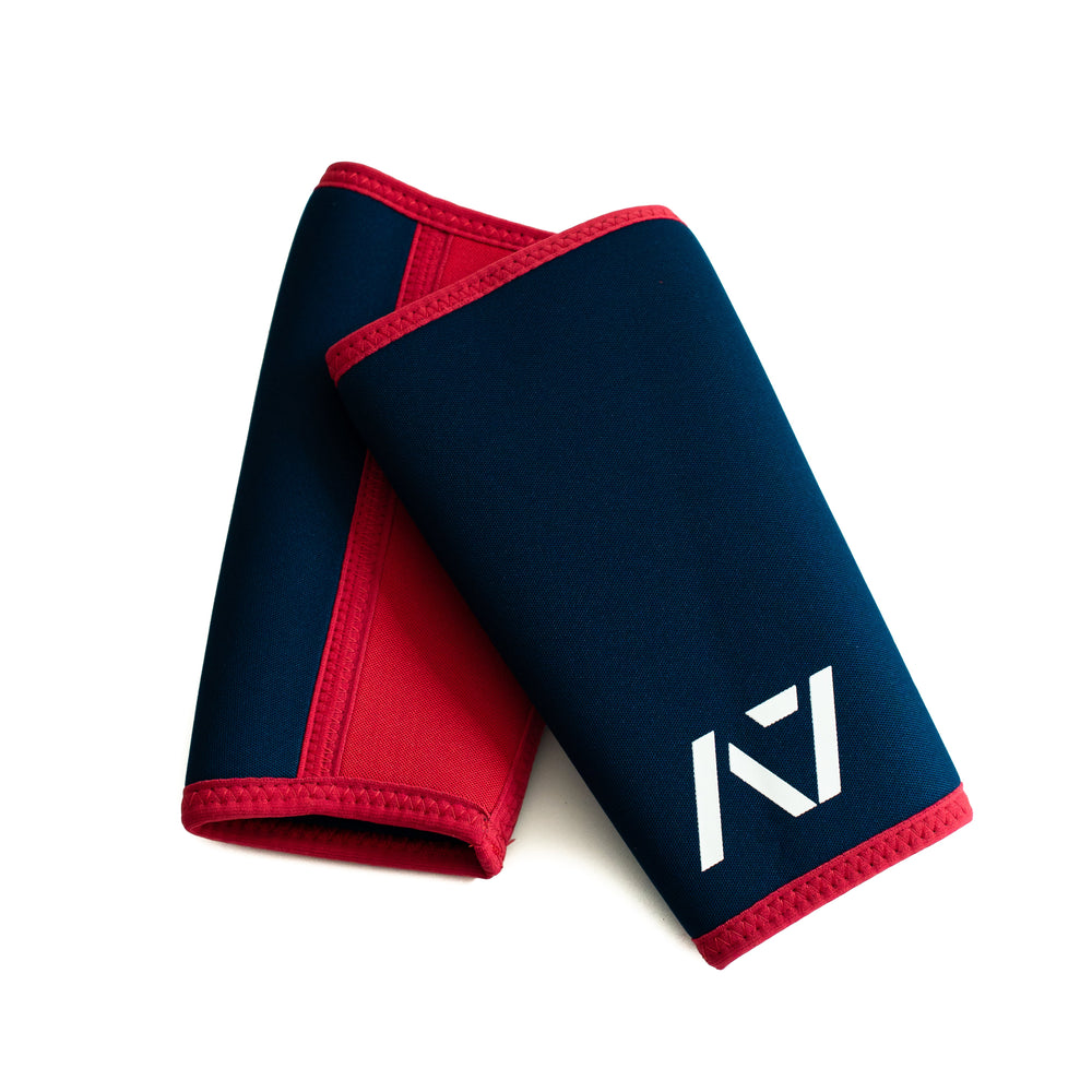 
                      
                        The IPF Approved A7 RWB Stiff knee sleeves are structured with a downward cut panel on the back of the quad and calf to ensure these have the ultimate compression at the knee joint. The A7 CONE RWB Stiff Knee Sleeves are IPF approved and are allowed in all IPF competitions and affiliate federations like the European Powerlifting Federation and all federations across Europe. A7 RWB Stiff Sleeves knee sleeves are IPF Approved Kit. A7 UK shipping to UK and Europe.
                      
                    