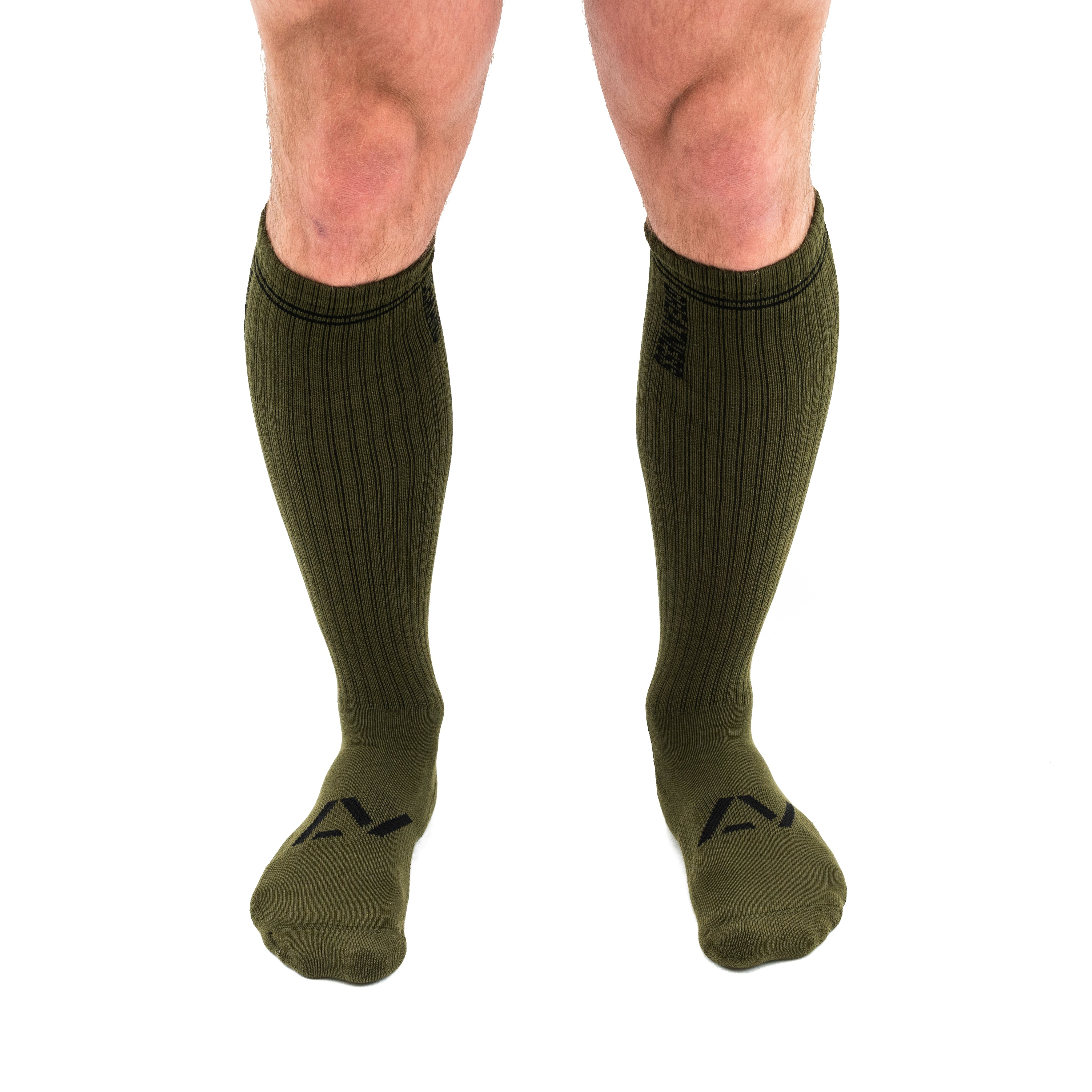 Your feet are important and durable deadlift socks are just as importing when doing SBD. These deadlift socks have compression benefits and arch support as well as being IPF Approved with their IPF approved logo. These deadlift socks are perfect for Powerlifting, weightlifting, strongman and all your strength sports needs. The perfect sock for your IPF Approved Kit. Shipping to Europe and the UK, Norway, Switzerland and Iceland.