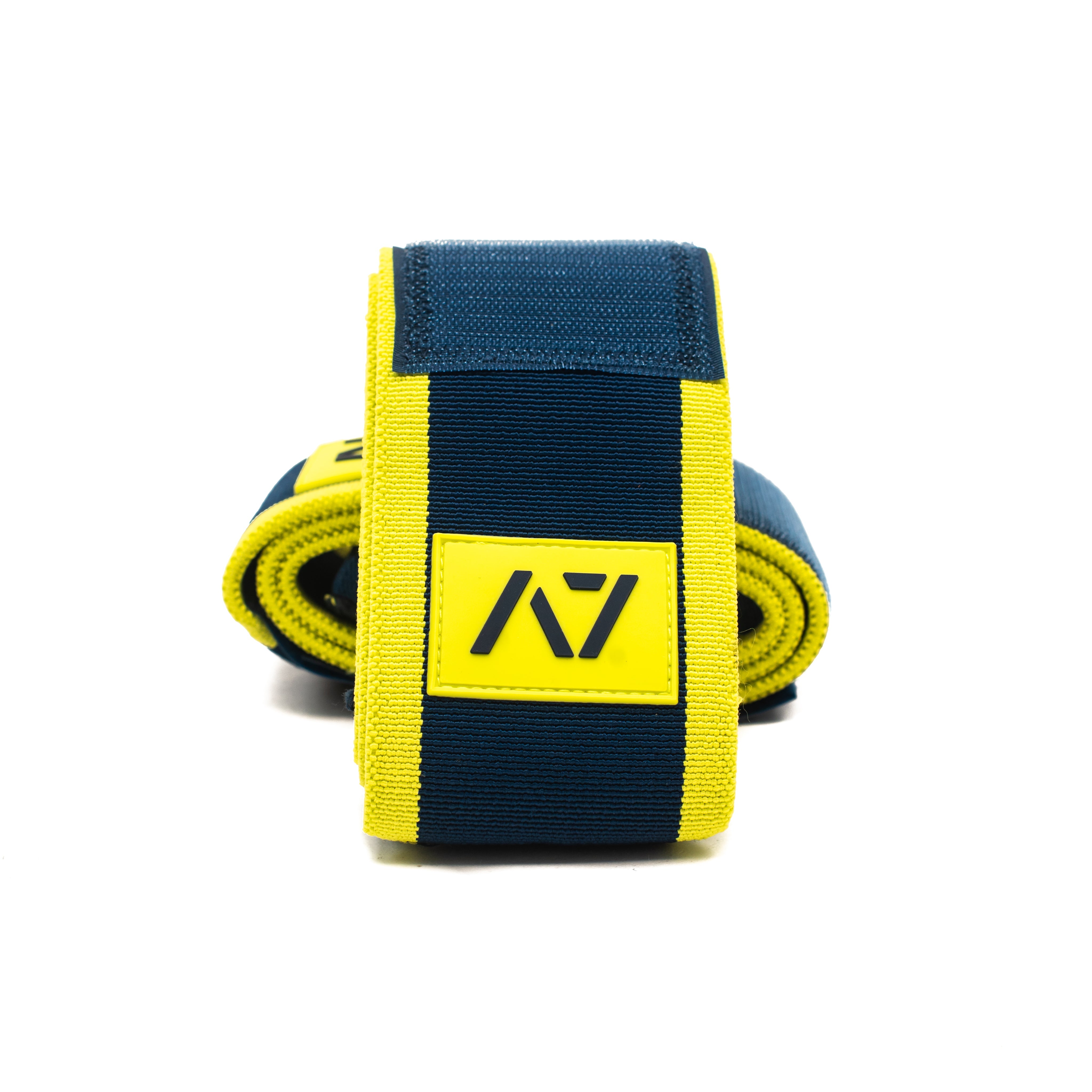 This Electric Lemonade colourway is a refreshing cup of lemonade on a hot day. A colourway that stands out on the platform, while still providing the level of quality, support and comfort you demand from your products. These wrist wraps will remind you to bring your electricity to hit those lifts. These wrist wraps are a perfect addition to your IPF approved kit.