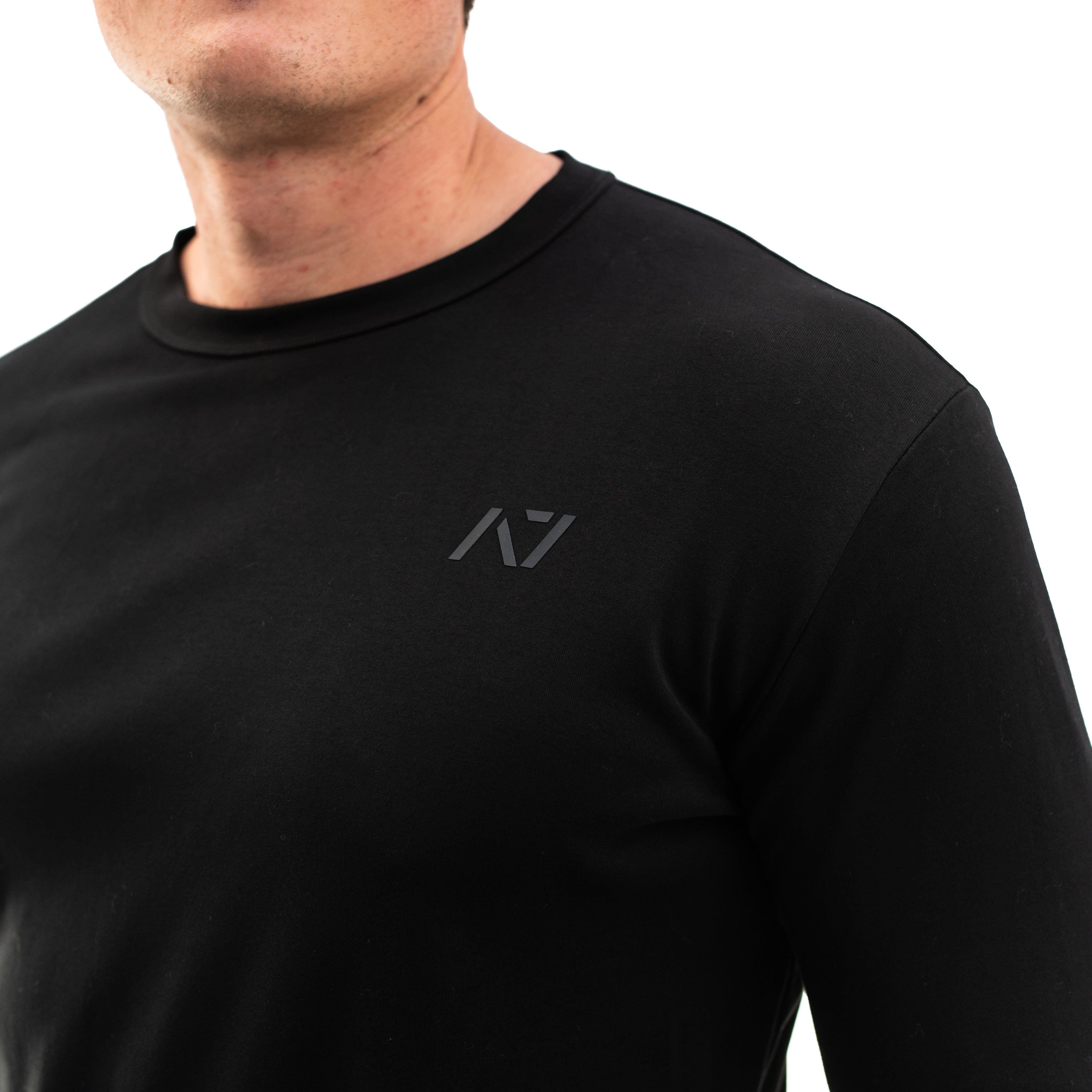 A7 Moxie Crewnecks are part of the A7 balance collection which combines comfort and aesthetics. The pieces in this collection are made with comfortable fabrics and minimal logos to create a simple, yet impactful look. Moxie Crewnecks have 4-way stretch material to move with your shape. A7 crewneck perfect for in and out the gym. Purchase A7 Moxie Creckneck from A7 Europe. Purchase A7 Moxie Crewneck from A7 UK. Available in UK and Europe including France, Italy, Germany, the Netherlands, Sweden and Poland.