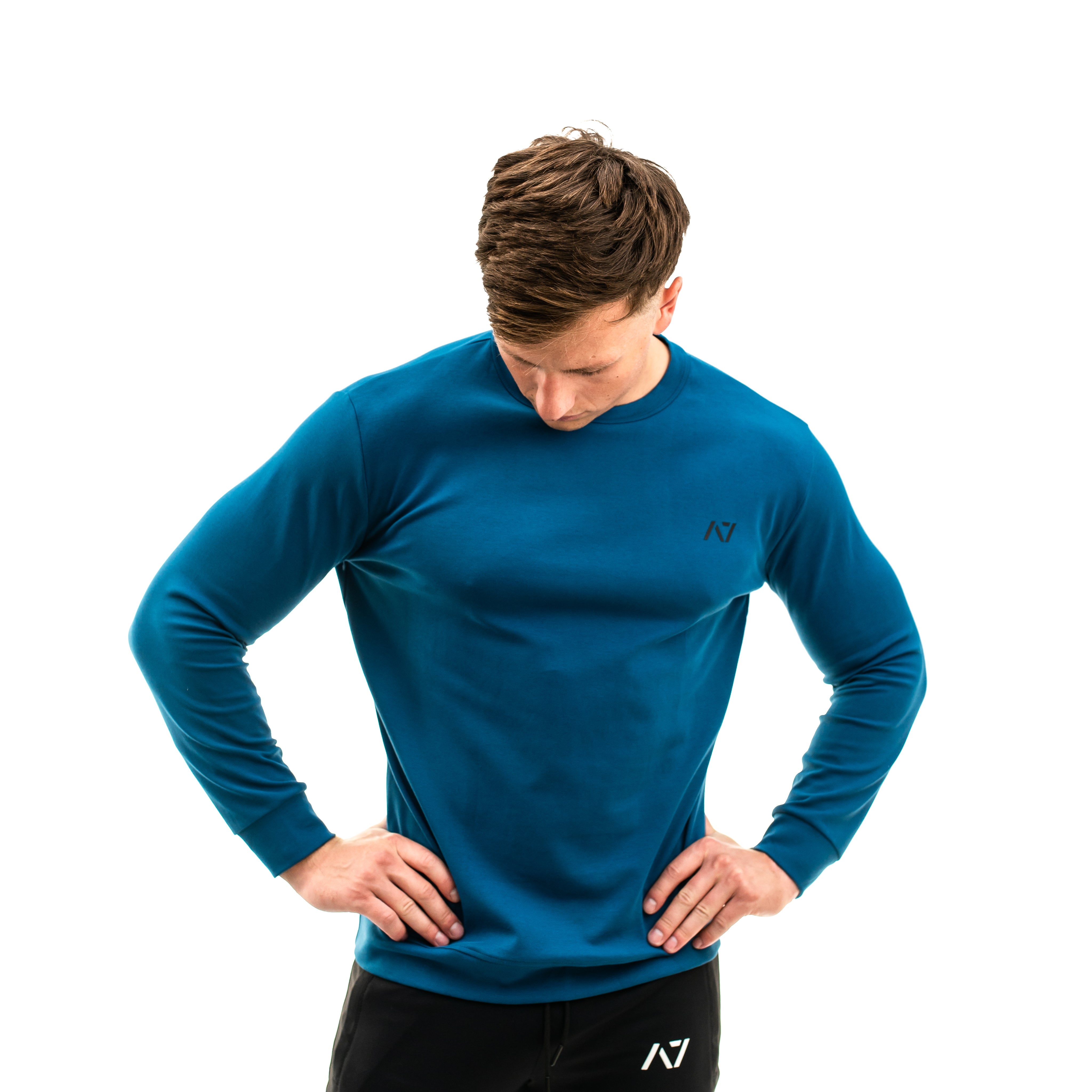 A7 Moxie Crewnecks are part of the A7 balance collection which combines comfort and aesthetics. The pieces in this collection are made with comfortable fabrics and minimal logos to create a simple, yet impactful look. Moxie Crewnecks have 4-way stretch material to move with your shape. A7 crewneck perfect for in and out the gym. Purchase A7 Moxie Creckneck from A7 Europe. Purchase A7 Moxie Crewneck from A7 UK. Available in UK and Europe including France, Italy, Germany, the Netherlands, Sweden and Poland.