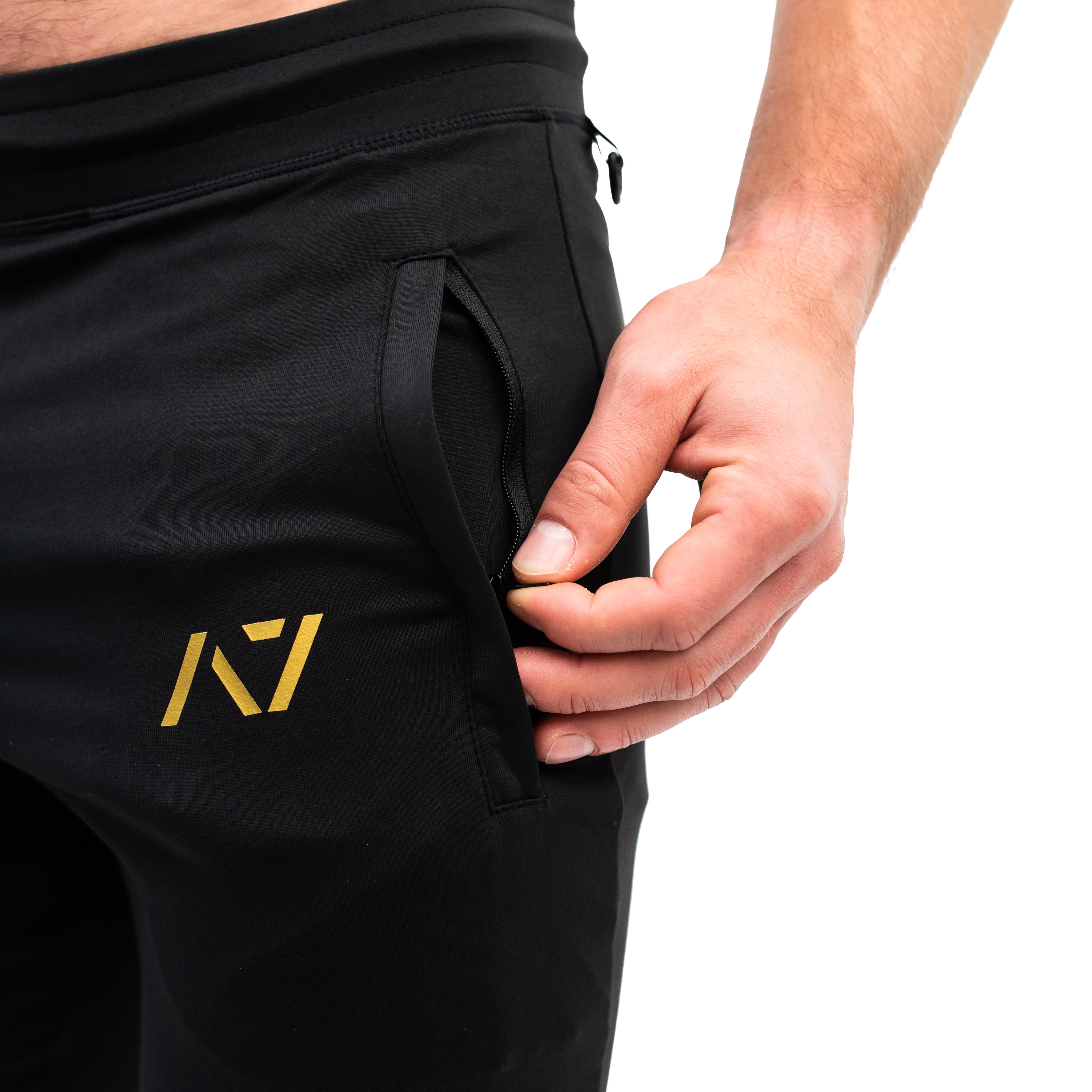 Gold Standard Defy joggers are just as comfortable in the gym as they are going out. These are made with premium moisture-wicking 4-way-stretch material for greater range of motion. These are a great fit for both men and women and offer deep zippered pockets and tapered leg design. Purchase Gold Standard Defy Joggers from A7 UK shipping to UK or A7 Europe shipping to EU.