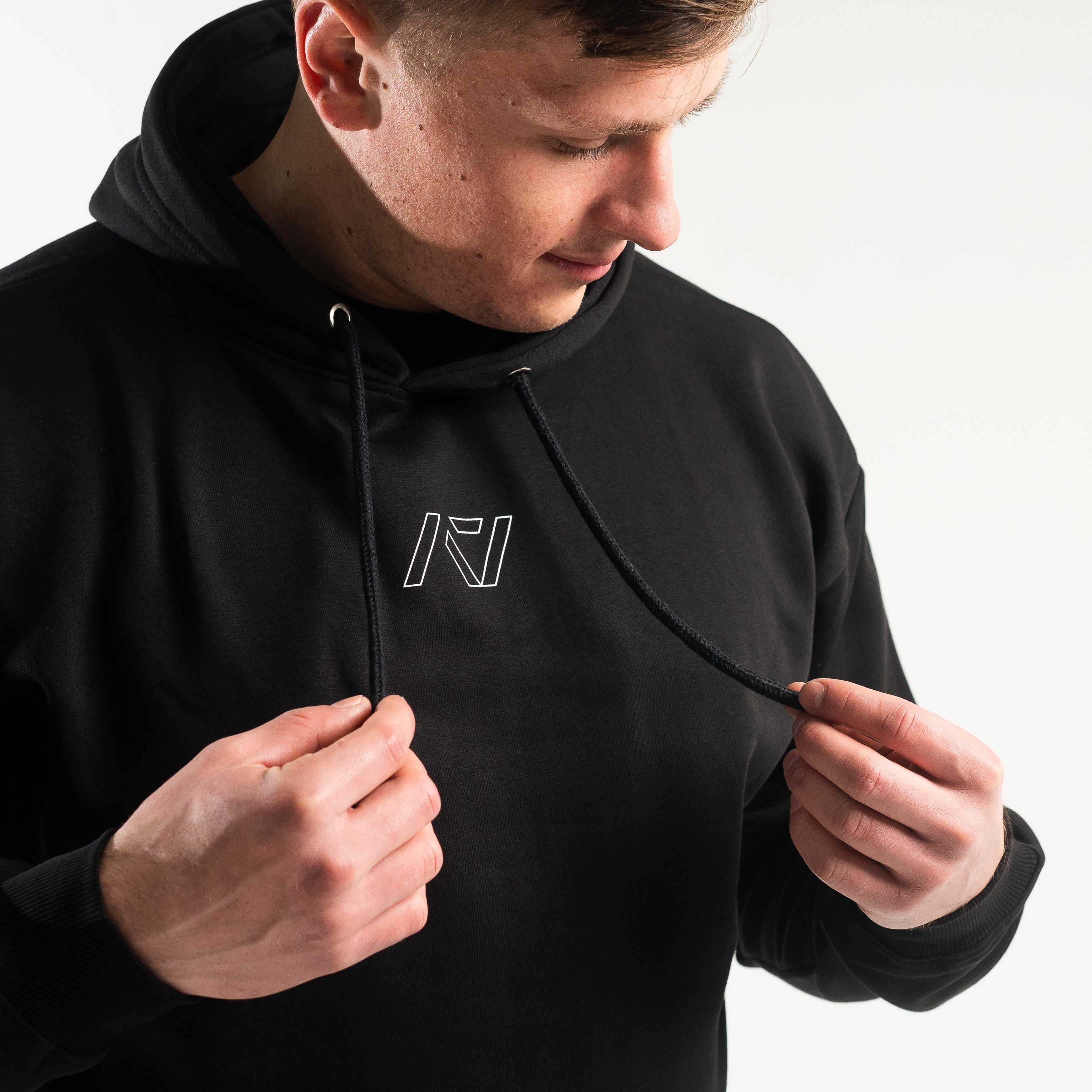 A7 Domino hoodie combines comfort and aesthetics. Purchase A7 Domino Hoodie from A7UK, shipping to UK, Norway, Swizerland, Iceland.