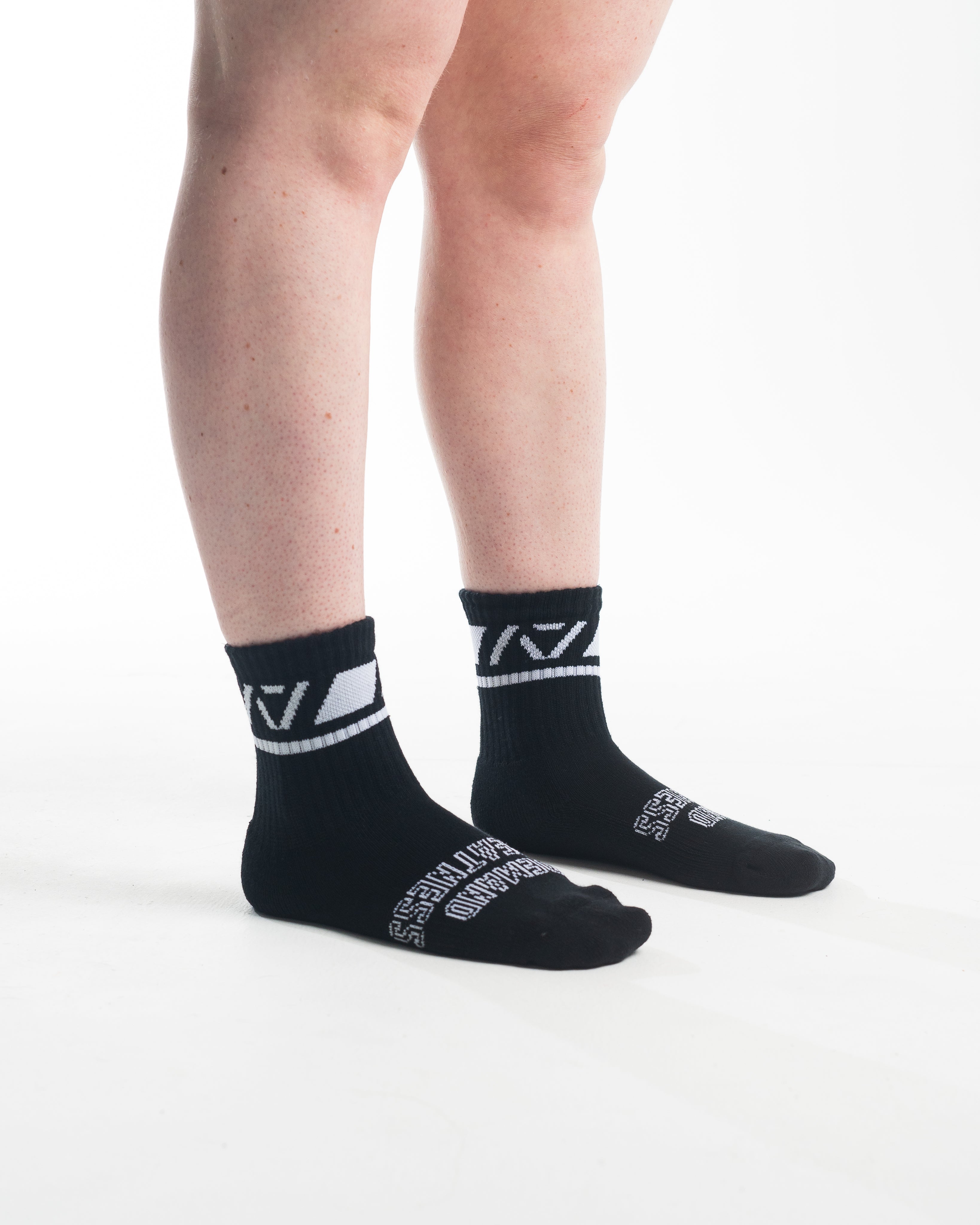 A7 Domino Crew socks showcase gold logos and let your energy show on the platform, in your training or while out and about. The IPF Approved Stealth Meet Kit includes Powerlifting Singlet, A7 Meet Shirt, A7 Zebra Wrist Wraps, A7 Deadlift Socks, Hourglass Knee Sleeves (Stiff Knee Sleeves and Rigor Mortis Knee Sleeves). All A7 Powerlifting Equipment shipping to UK, Norway, Switzerland and Iceland.