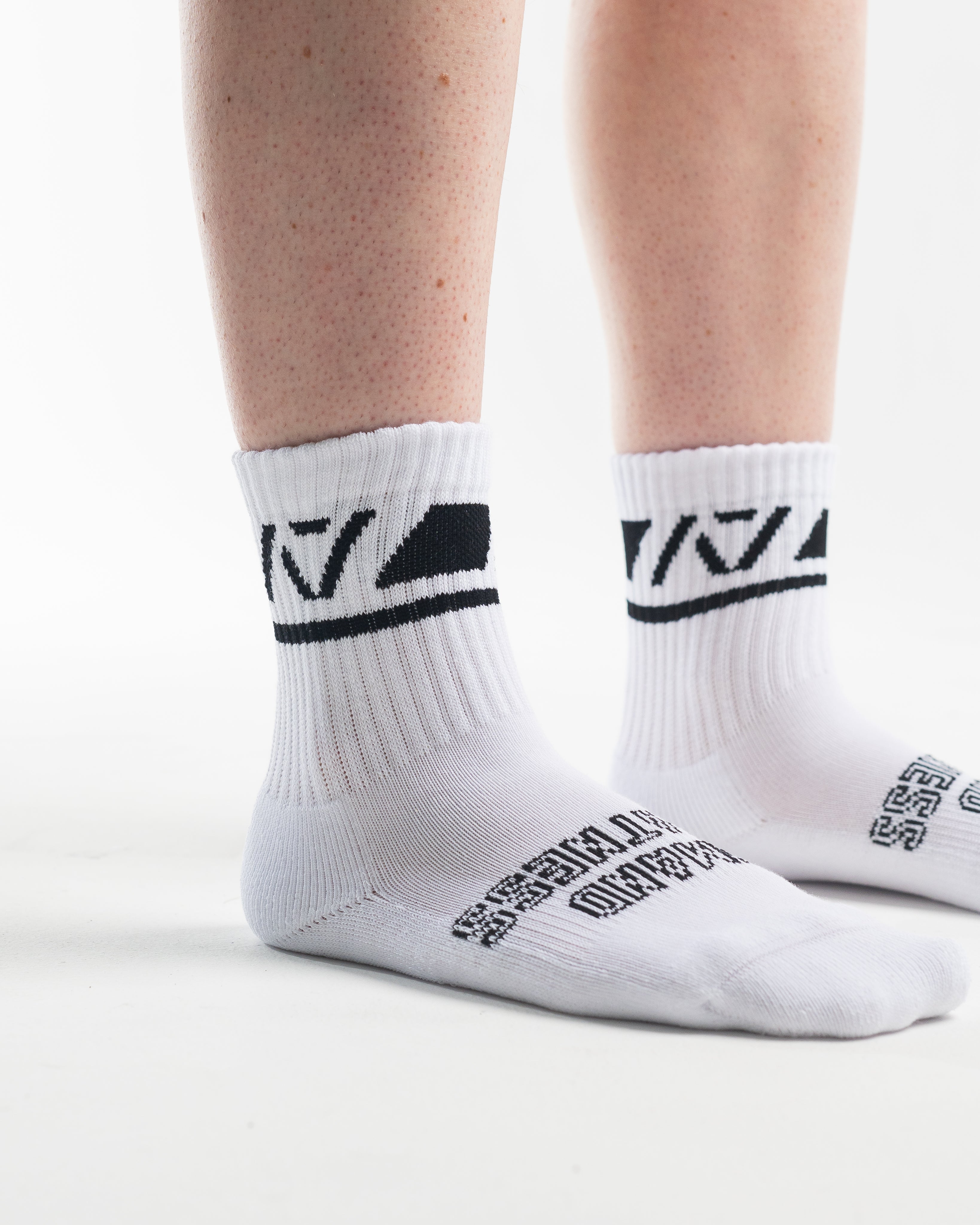 A7 Domino Crew socks showcase gold logos and let your energy show on the platform, in your training or while out and about. The IPF Approved Stealth Meet Kit includes Powerlifting Singlet, A7 Meet Shirt, A7 Zebra Wrist Wraps, A7 Deadlift Socks, Hourglass Knee Sleeves (Stiff Knee Sleeves and Rigor Mortis Knee Sleeves). All A7 Powerlifting Equipment shipping to UK, Norway, Switzerland and Iceland.