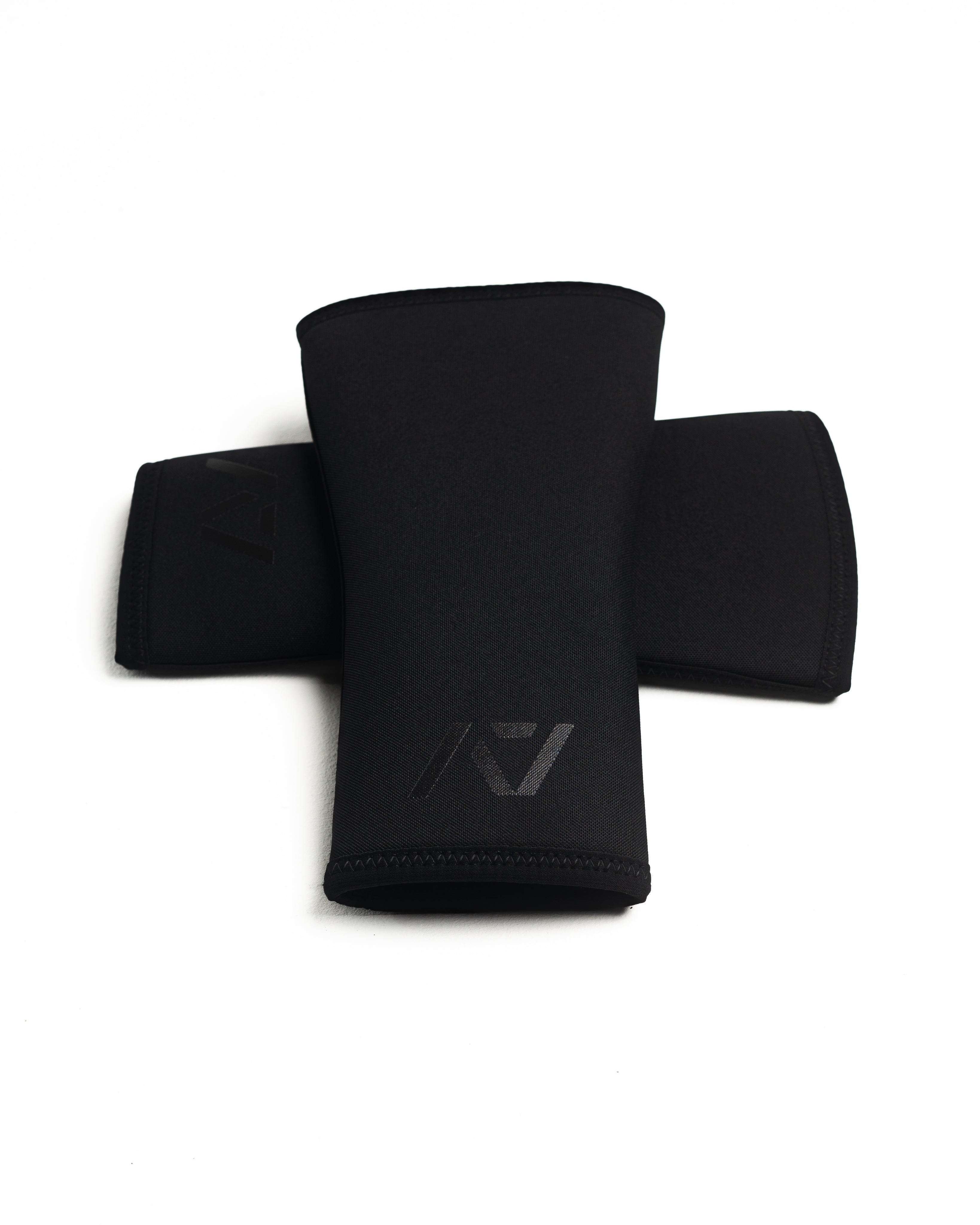 A7 IPF Approved Hourglass Knee Sleeves feature an hourglass-shaped centre taper fit to help provide knee compression while maintaining proper tightness around the calf and quad, offered in three stiffnesses (Flexi, Stiff and Rigor Mortis). Shop the full A7 Powerlifting IPF Approved Equipment collection. The IPF Approved Kit includes Powerlifting Singlet, A7 Meet Shirt, A7 Zebra Wrist Wraps and A7 Deadlift Socks. All A7 Powerlifting Equipment shipping to UK, Norway, Switzerland and Iceland.