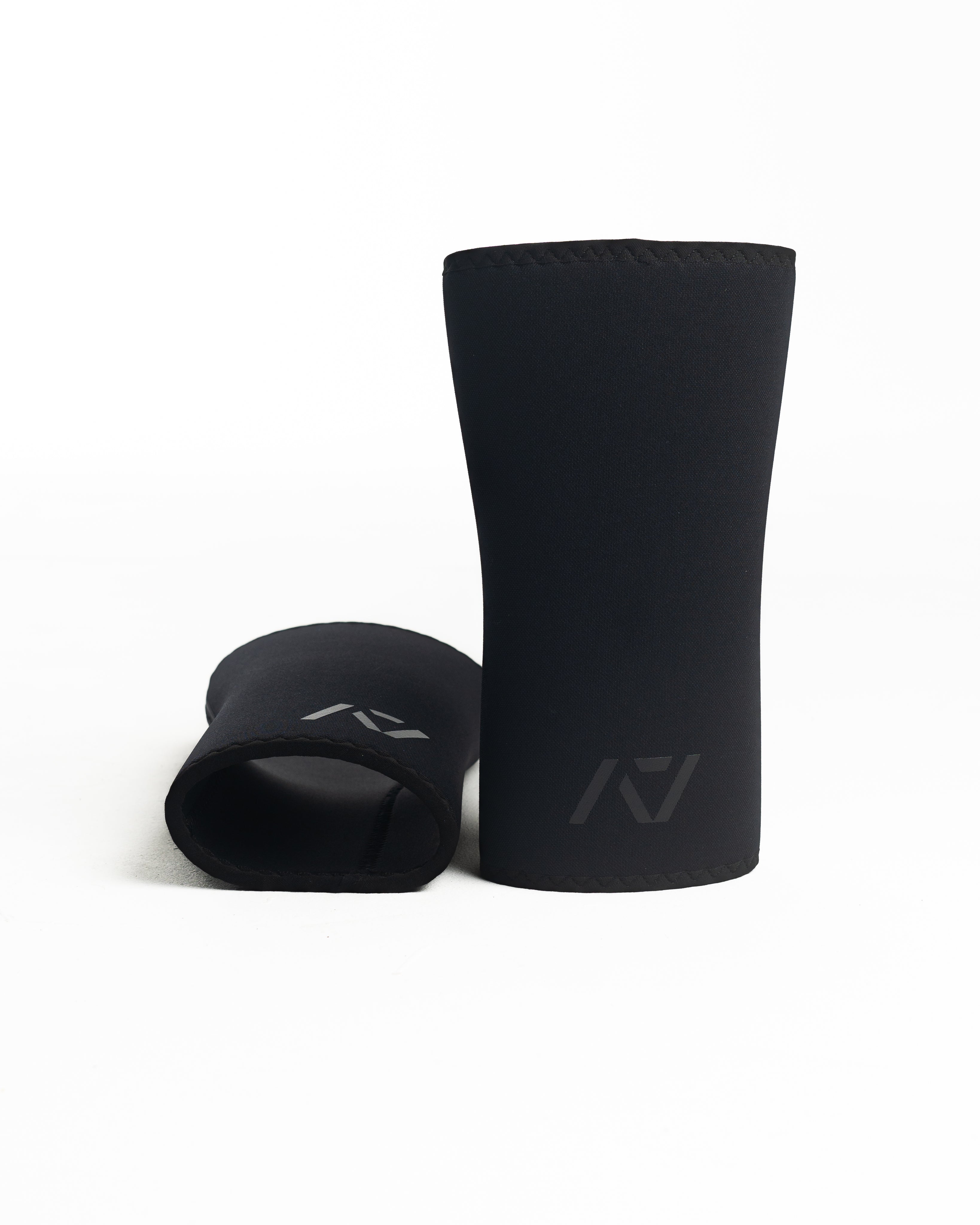 A7 IPF Approved Hourglass Knee Sleeves feature an hourglass-shaped centre taper fit to help provide knee compression while maintaining proper tightness around the calf and quad, offered in three stiffnesses (Flexi, Stiff and Rigor Mortis). Shop the full A7 Powerlifting IPF Approved Equipment collection. The IPF Approved Kit includes Powerlifting Singlet, A7 Meet Shirt, A7 Zebra Wrist Wraps and A7 Deadlift Socks. All A7 Powerlifting Equipment shipping to UK, Norway, Switzerland and Iceland.