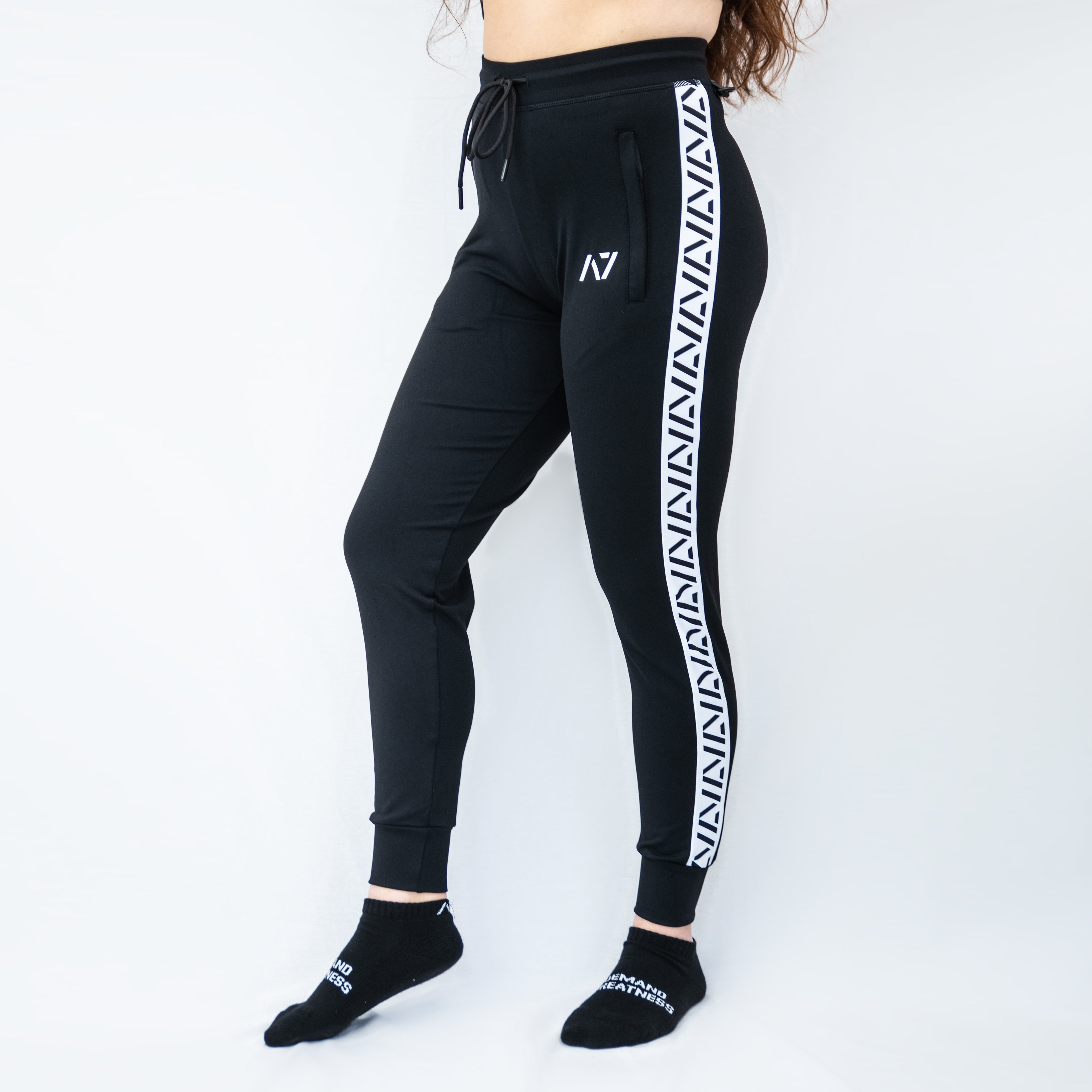 Defy joggers are just as comfortable in the gym as they are going out. These are made with premium moisture-wicking 4-way-stretch material for greater range of motion.  These are a great fit for both men and women.