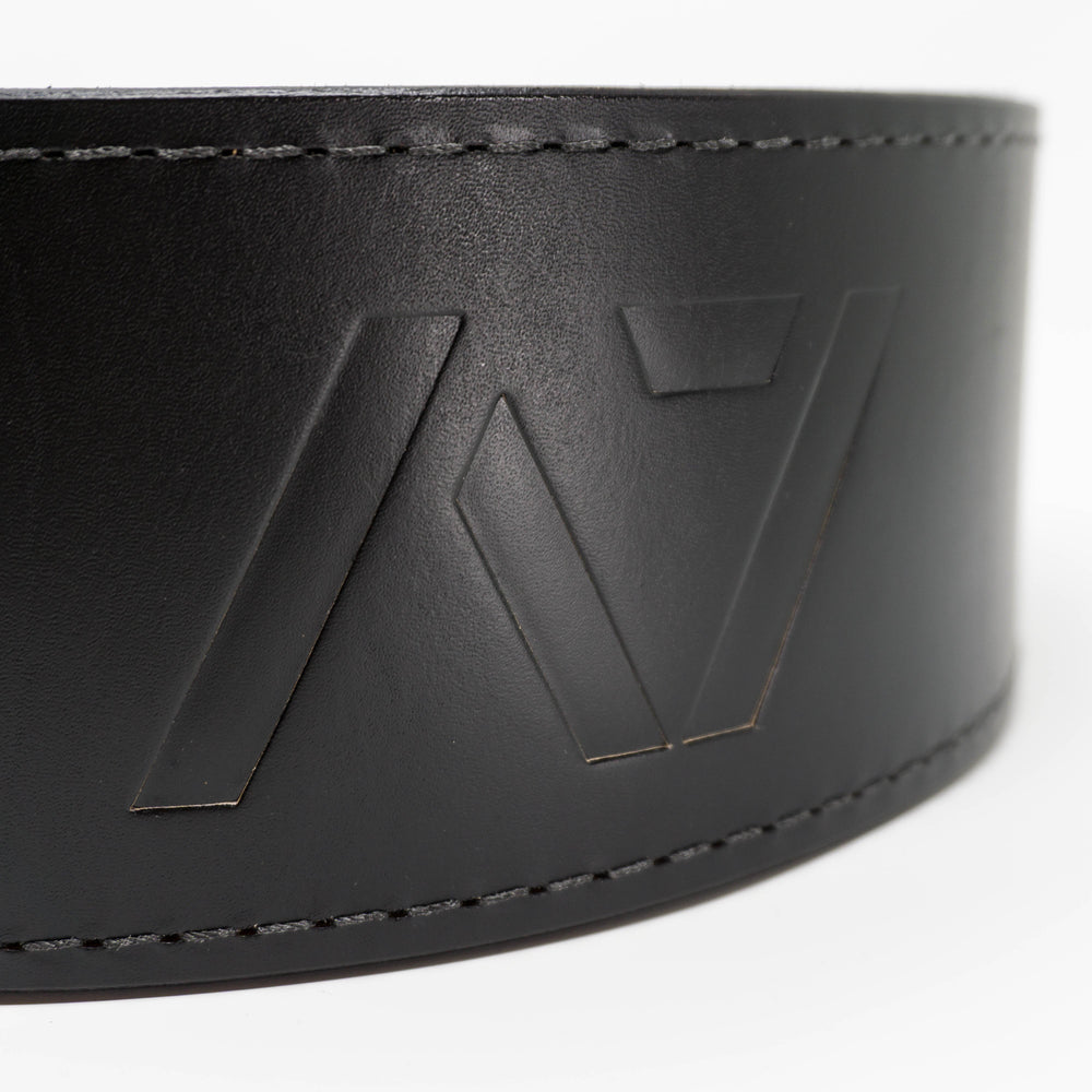 
                      
                        The A7 Lever belt is IPF Approved and is great for powerlifting and strongman. Purchase this powerlifting belts from A7 UK. Purchase Powerlifting Belts from A7 UK. Best Weightlifting belts shipping to UK and Europe from A7 UK. Pioneer lever weightlifting belt. The best Powerlifting apparel for all your workouts. This A7 Pioneer Cut Prong belt is the perfect piece of equipment to finish off your IPF Approved Kit. 
                      
                    