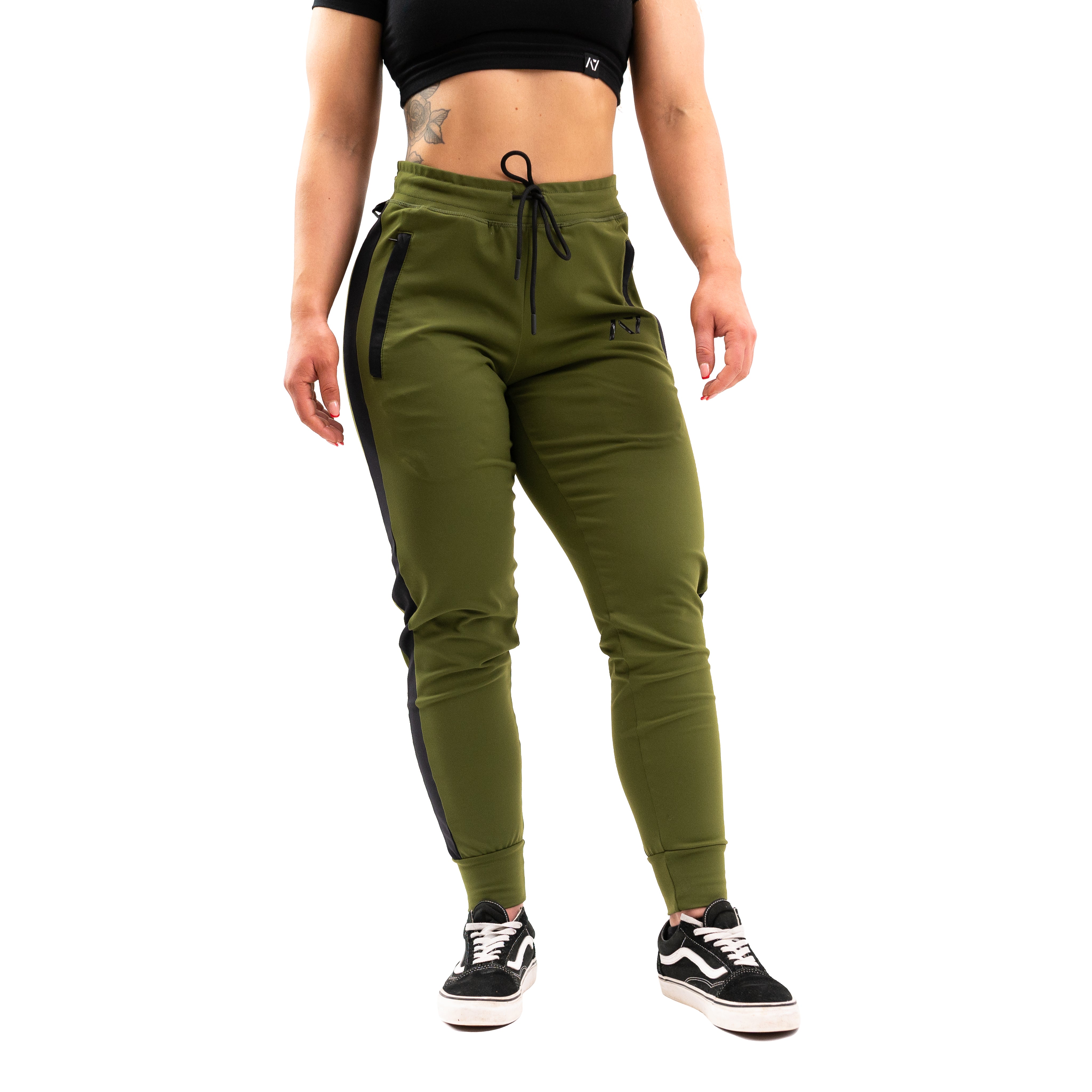 Military Defy joggers are just as comfortable in the gym as they are going out. These are made with premium moisture-wicking 4-way-stretch material for greater range of motion. These are a great fit for both men and women and offer deep zippered pockets and tapered leg design.