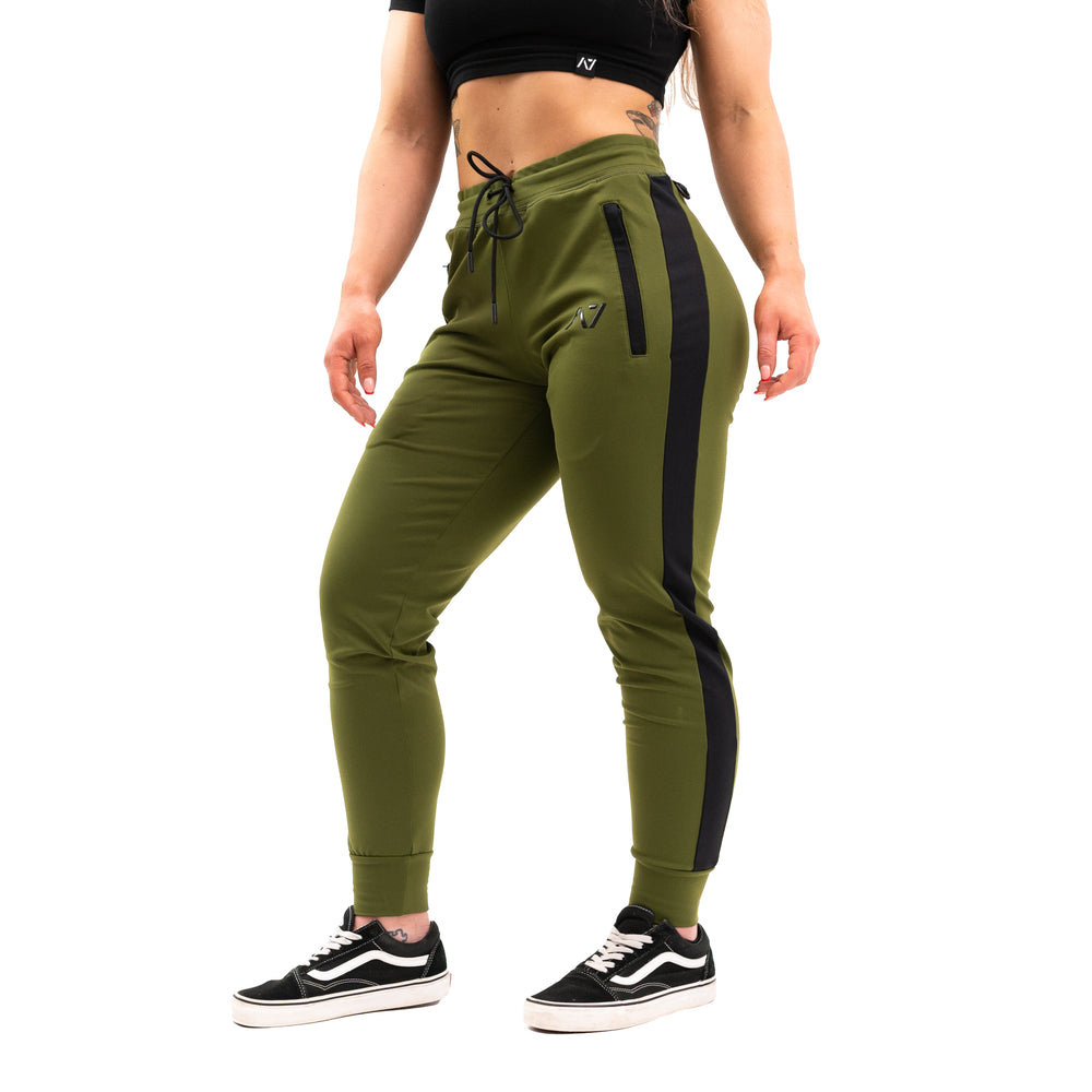 
                      
                        Military Defy joggers are just as comfortable in the gym as they are going out. These are made with premium moisture-wicking 4-way-stretch material for greater range of motion. These are a great fit for both men and women and offer deep zippered pockets and tapered leg design.
                      
                    