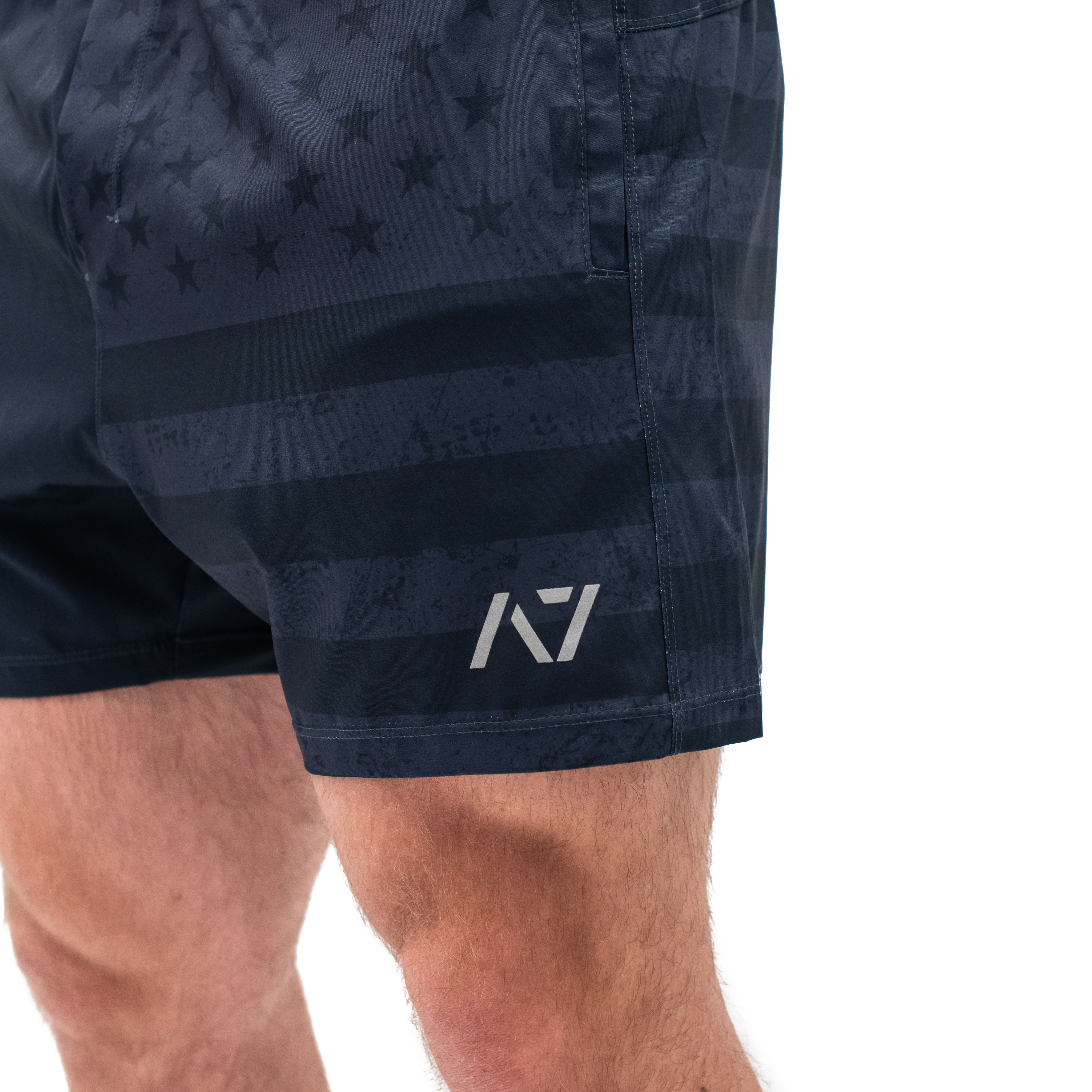 Have you ever squatted in shorts and realised that they may be too tight on you at the bottom of a squat? We have solved this problem with A7 Centre-stretch Squat Shorts. The shorts are made with stretchy fabric in between legs so you are never constricted during your squat. KWD shorts have a shorter inseam and are designed to show off your quads (KWaDs).