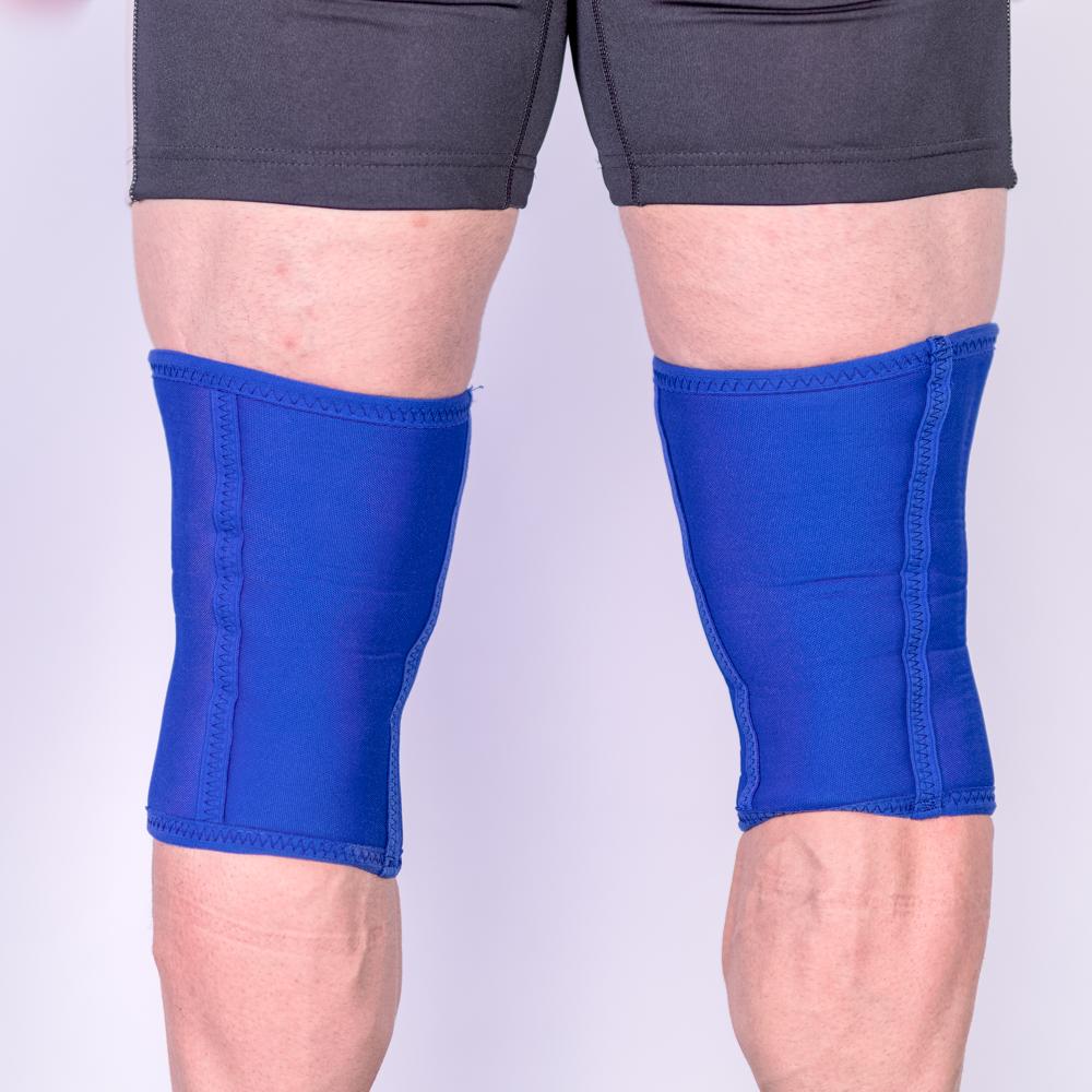 A7 IPF approved Blue CONE knee sleeves are structured with a downward cut panel on the back of the quad and calf to ensure ultimate compression at the knee joint. A7 CONE knee sleeves are IPF approved for use in all powerlifting competitions. A7 cone knee sleeves are made with high quality neoprene and the knee sleeves are sold as a pair. The double seem on the knee sleeves create a greater tension on the knee joint. Available in UK and Europe including France, Italy, Germany, Sweden and Poland