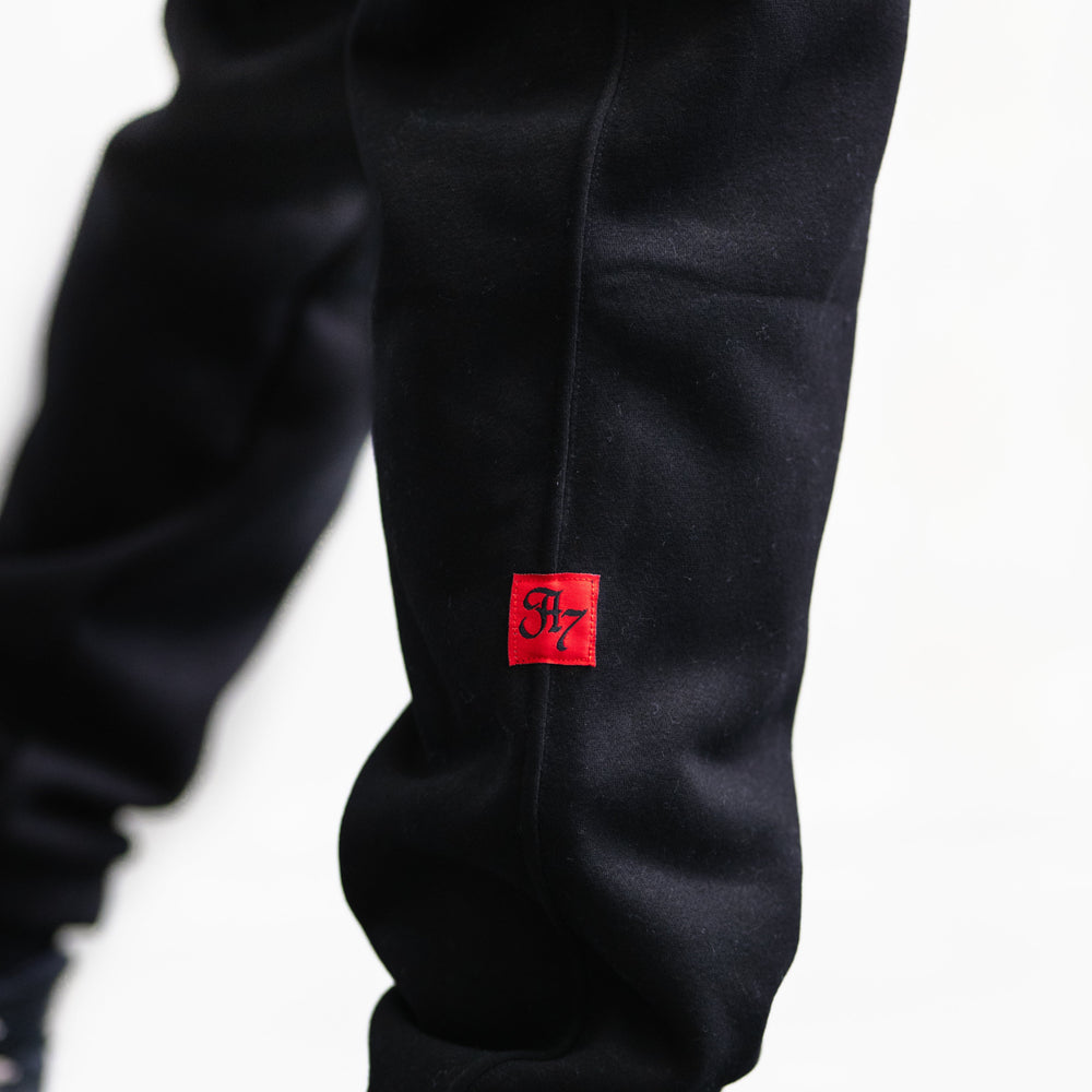 
                      
                        The Script collection was designed for daily comfort wear in and out the gym. All A7 Powerlifting Equipment shipping to UK, Norway, Switzerland and Iceland.
                      
                    