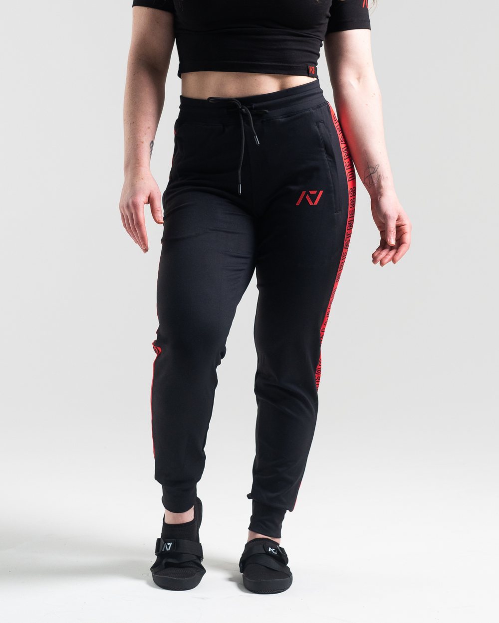 A7 Red Dawn Defy joggers are just as comfortable in the gym as they are going out. These are made with premium moisture-wicking 4-way-stretch material for greater range of motion. These are a great fit for both men and women. All A7 Powerlifting Equipment shipping to UK, Norway, Switzerland and Iceland.